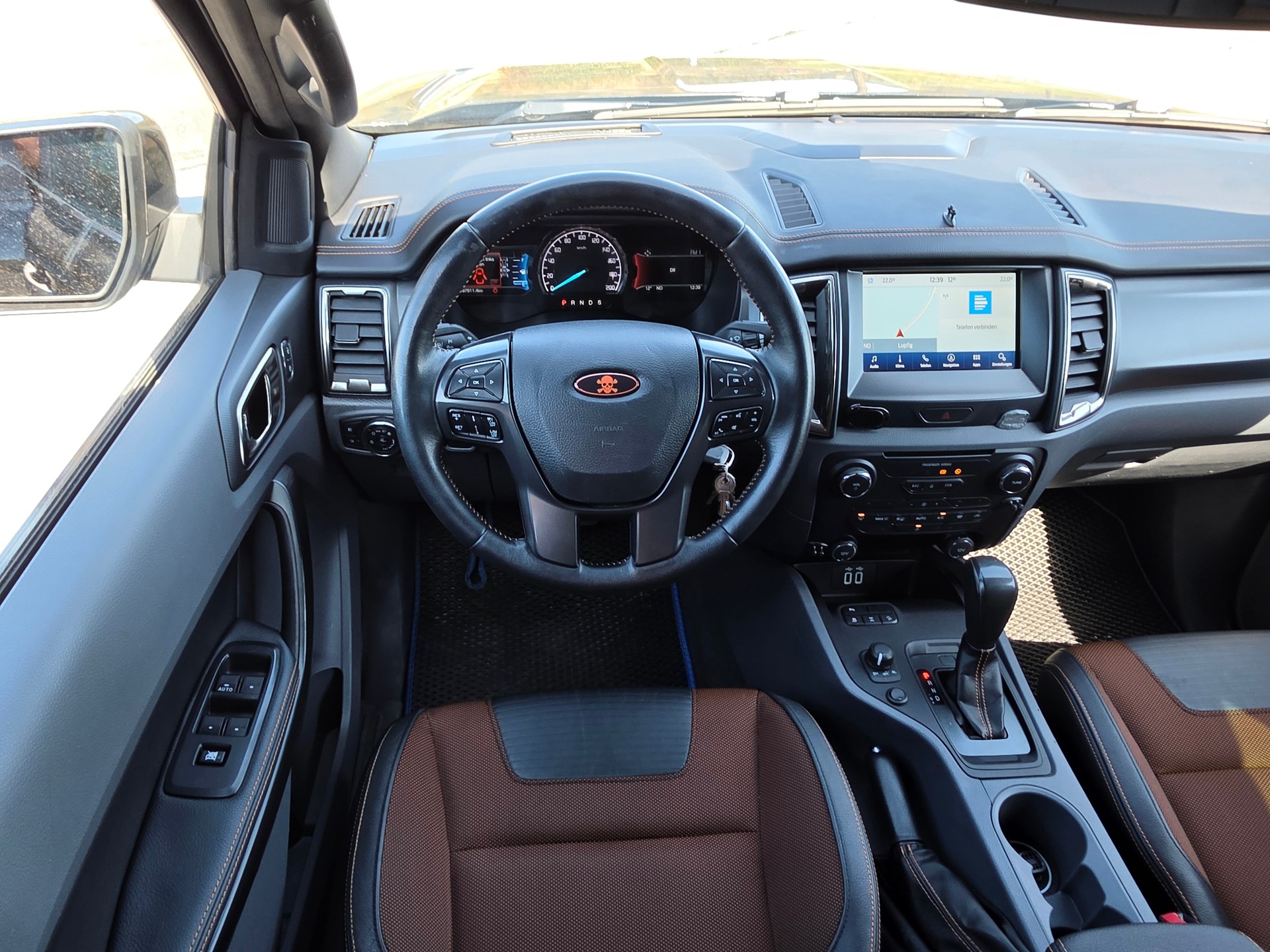 FORD Ranger Wildtrak 3.2 TDCi 4x4 A-image-10