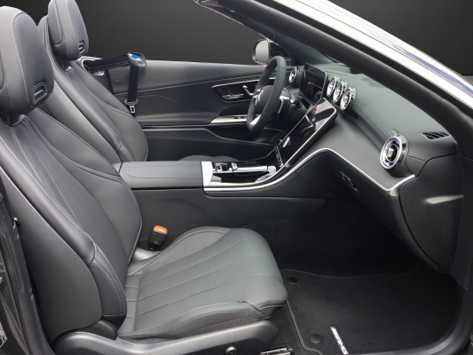 MERCEDES-BENZ CLE 300 4M Cabrio-image-8