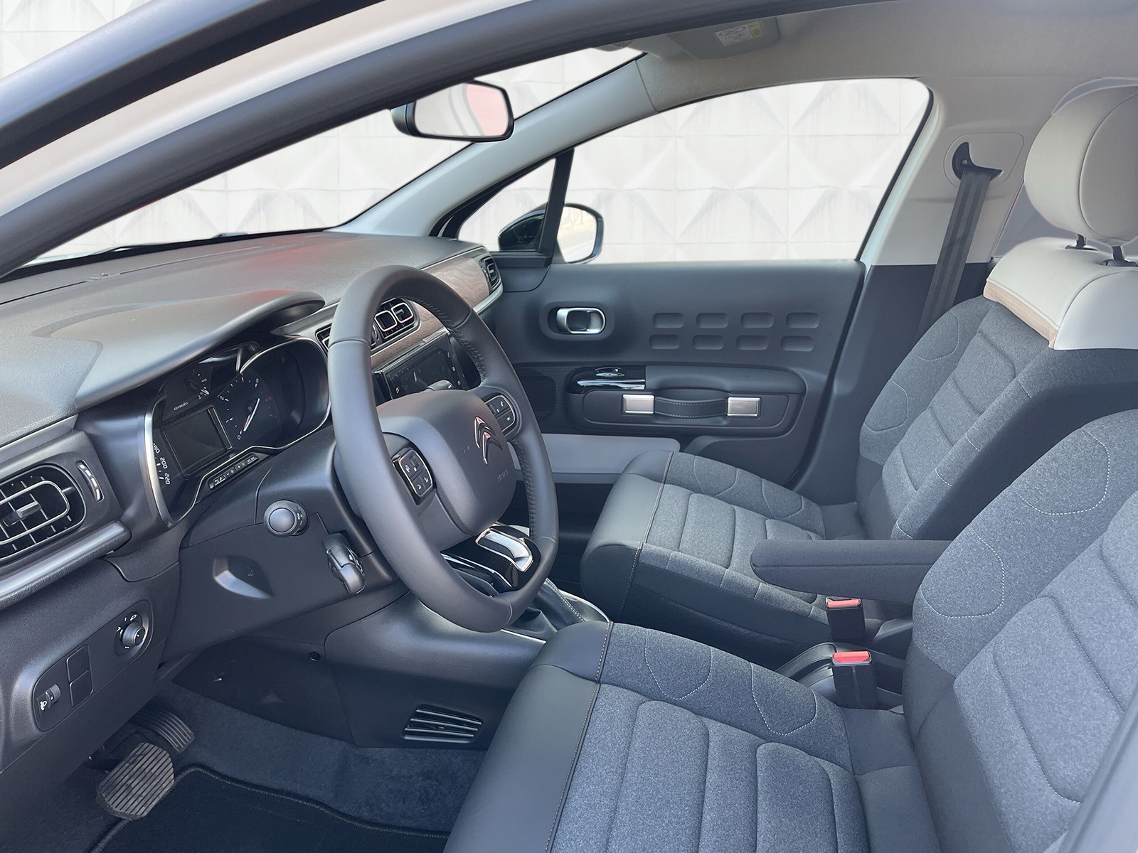 CITROEN C3 1.2i Swiss Edition EAT6-image-7
