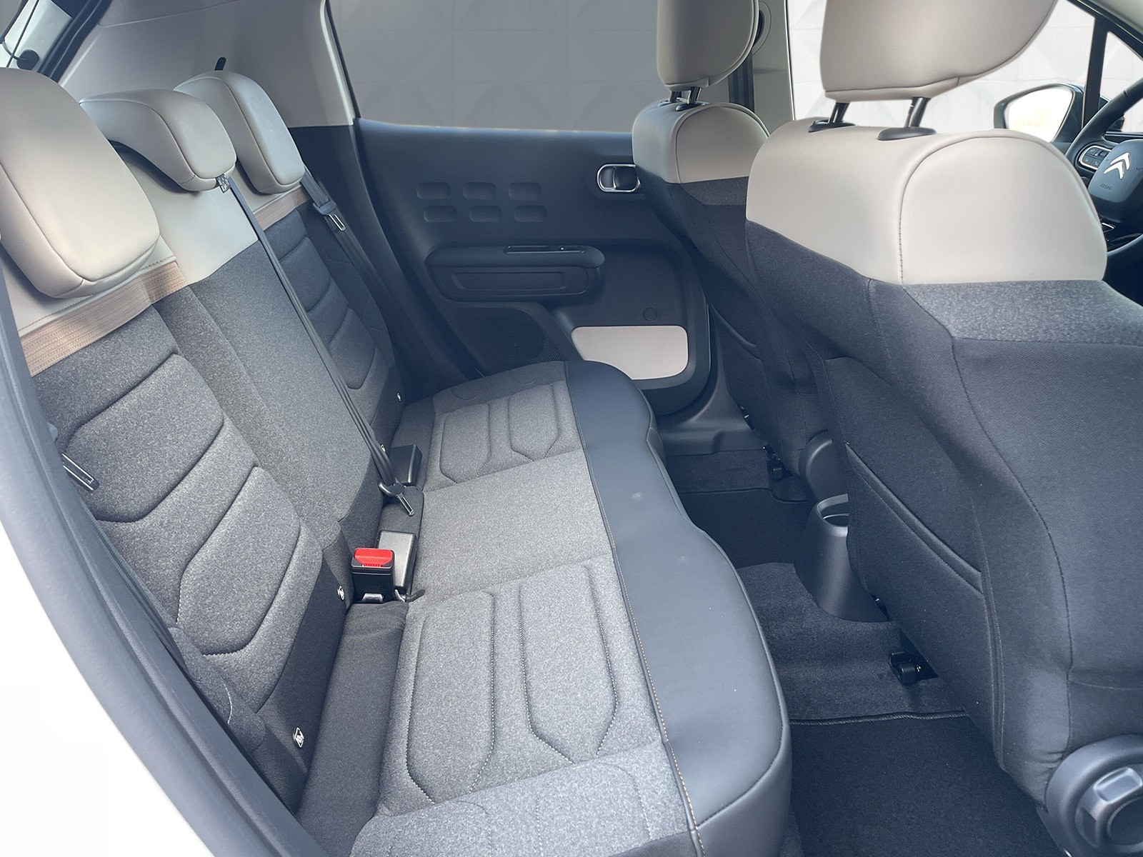CITROEN C3 1.2i Swiss Edition EAT6-image-10