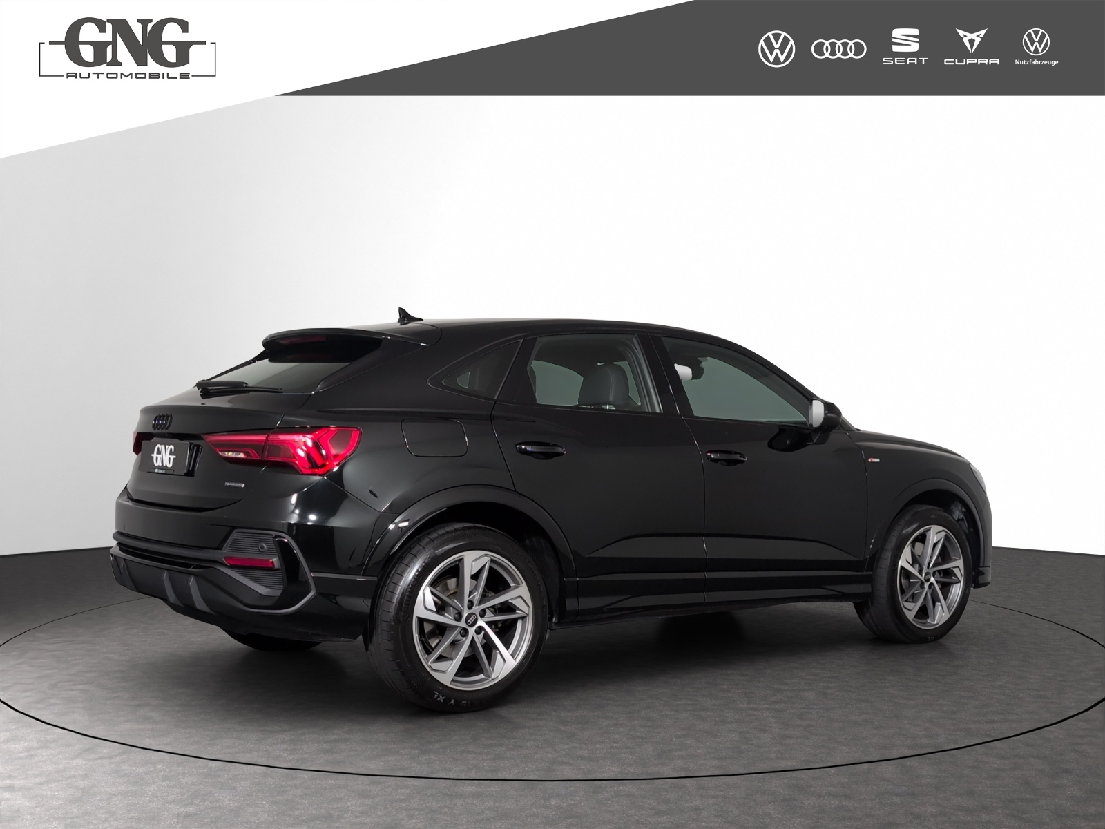 AUDI Q3 Sportback 40 TDI S line quattro S-tronic-image-2