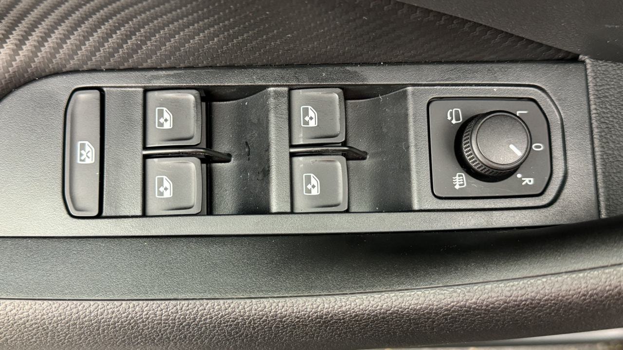 SKODA Kamiq 1.5 TSI Monte Carlo DSG-image-8