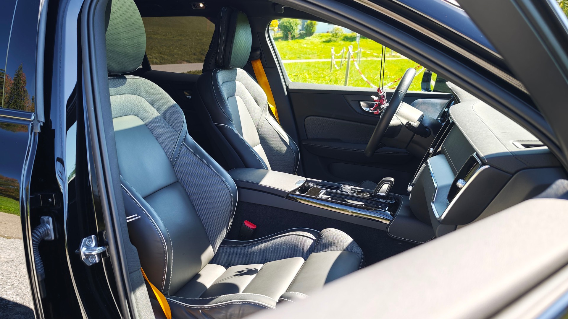 VOLVO 2.0 T8 TE Polestar eAWD-image-4