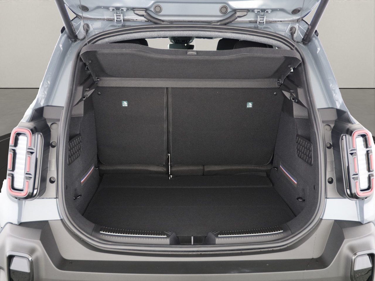 RENAULT R4 E-Tech Comfort Range iconic-image-8