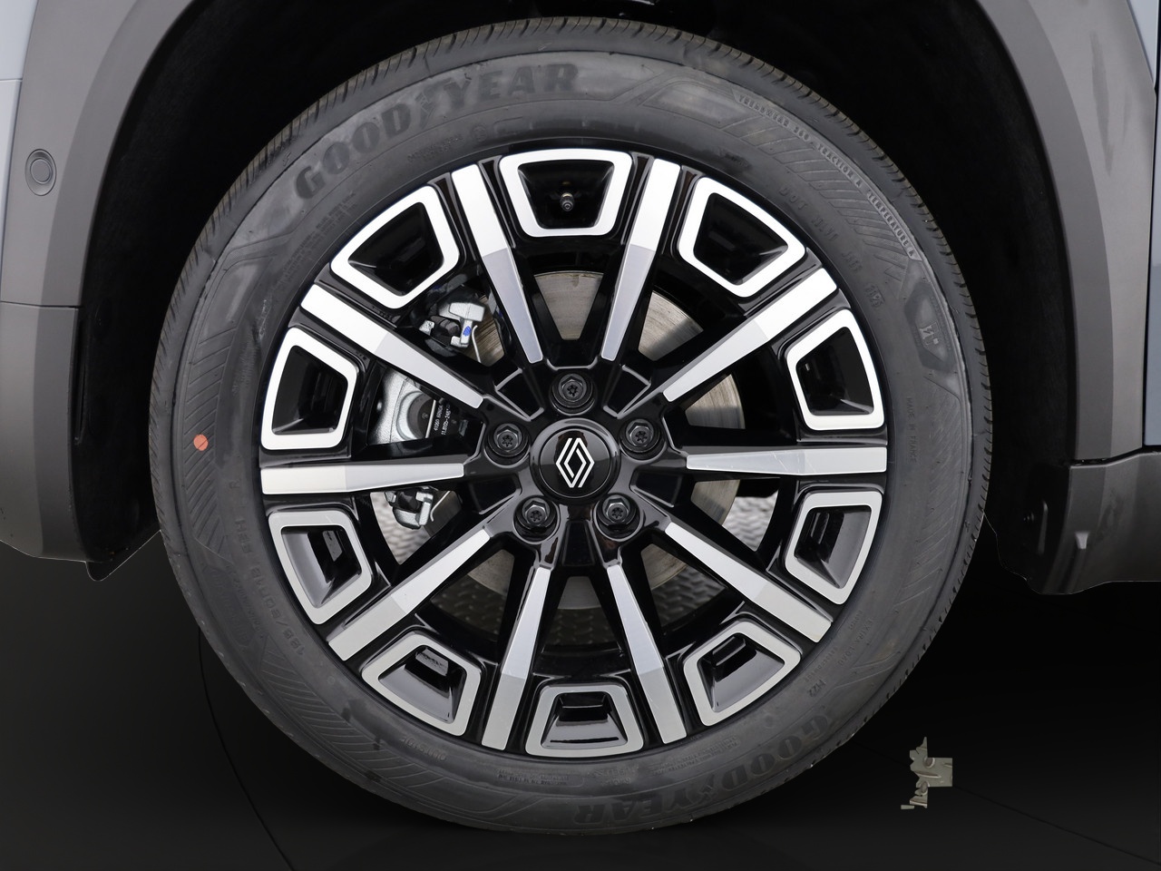 RENAULT R4 E-Tech Comfort Range iconic-image-3