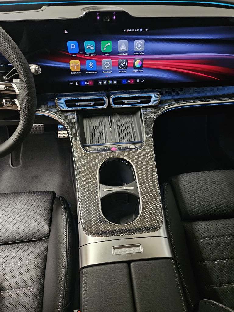 MERCEDES-BENZ C 400 4Matic elektrisch-image-10