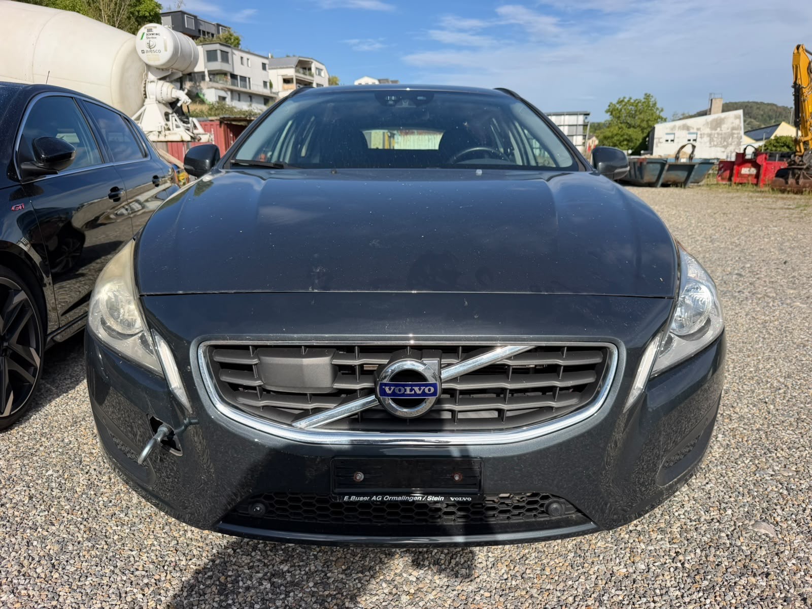 VOLVO V60 D5 AWD Momentum Geartronic-image-6