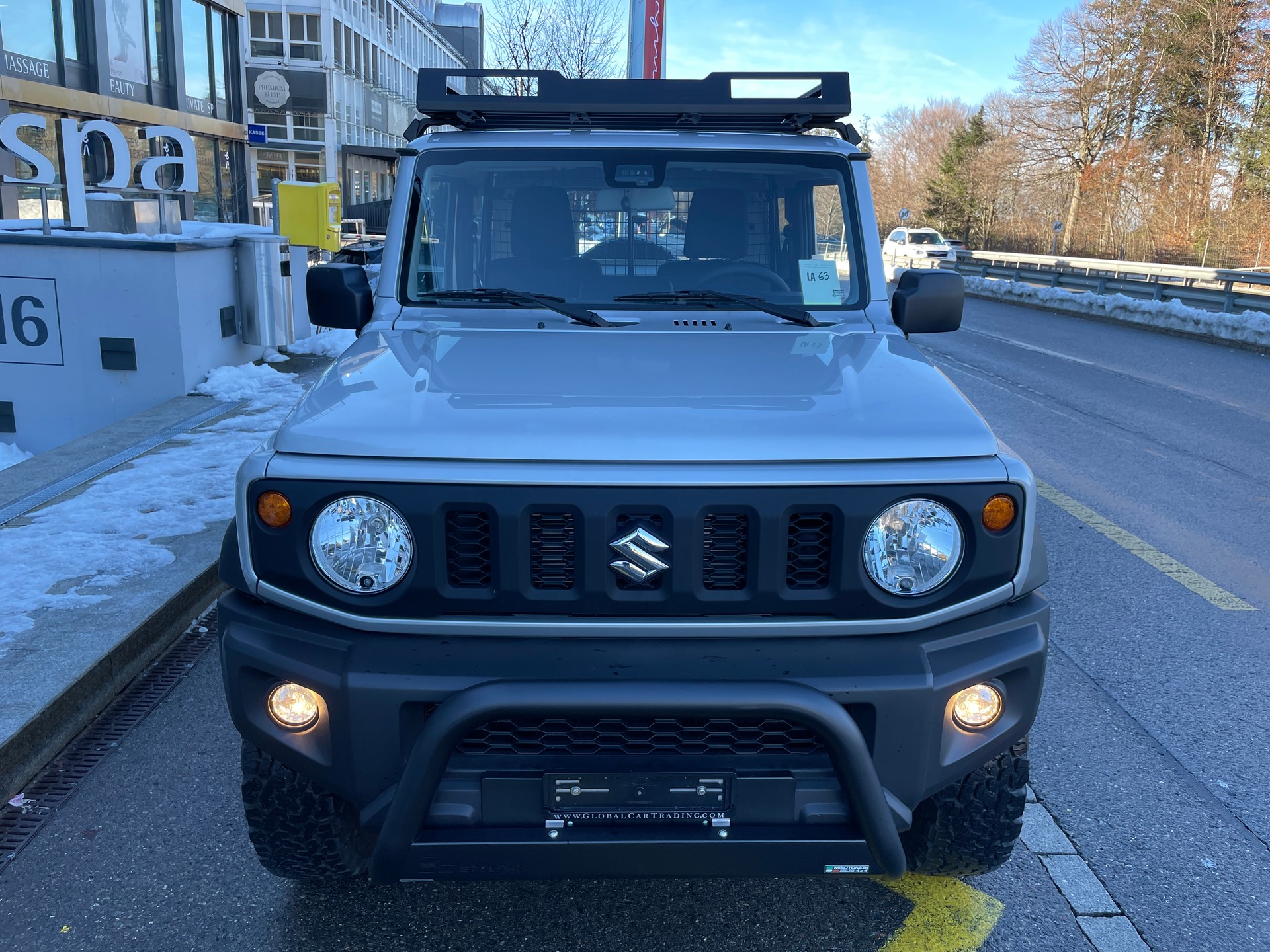SUZUKI Jimny 1.5 Compact+ 4x4-image-1