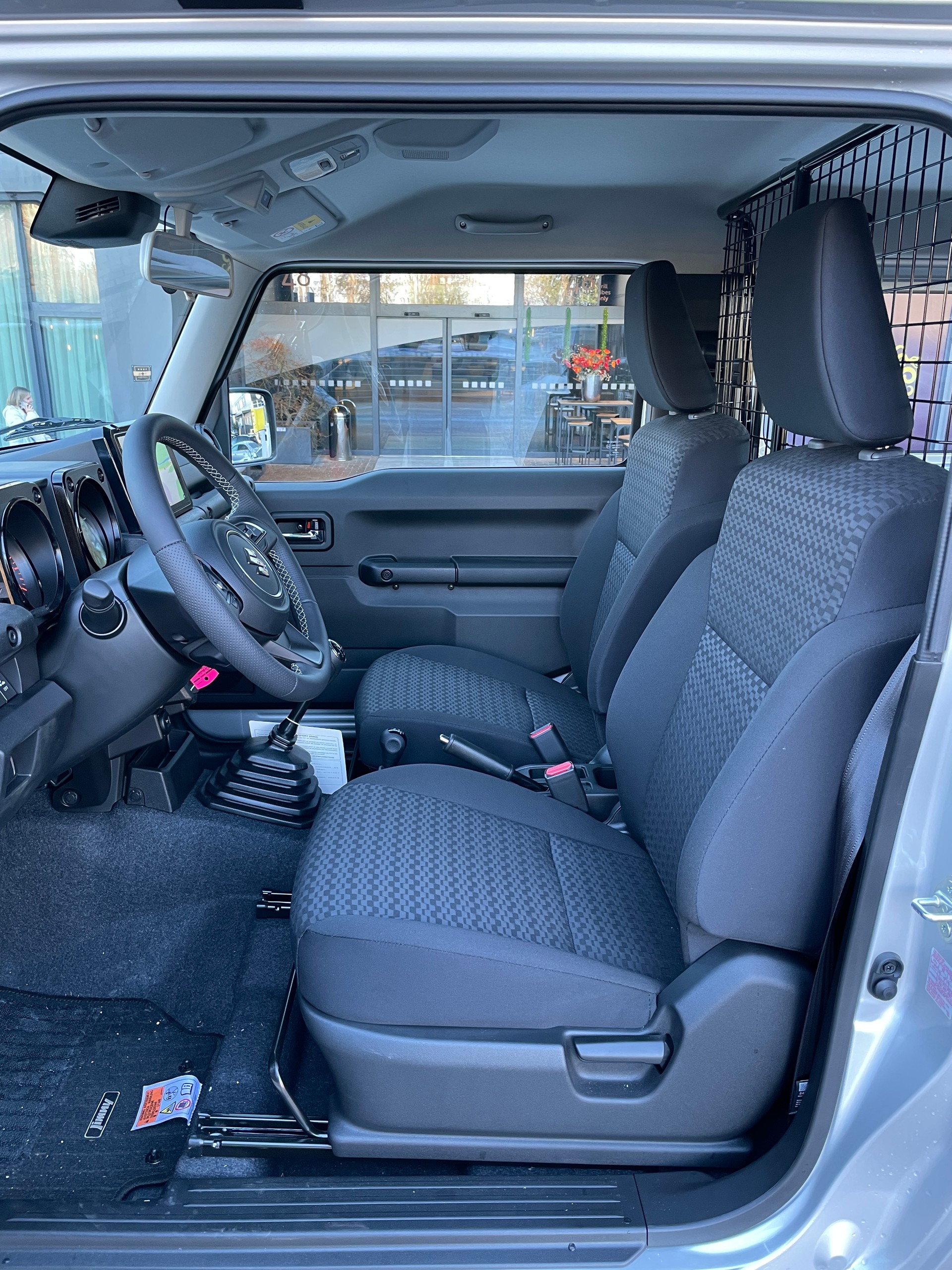 SUZUKI Jimny 1.5 Compact+ 4x4-image-13