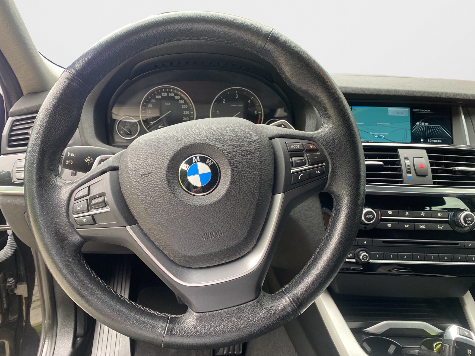 BMW X4 xDrive 20d-image-8