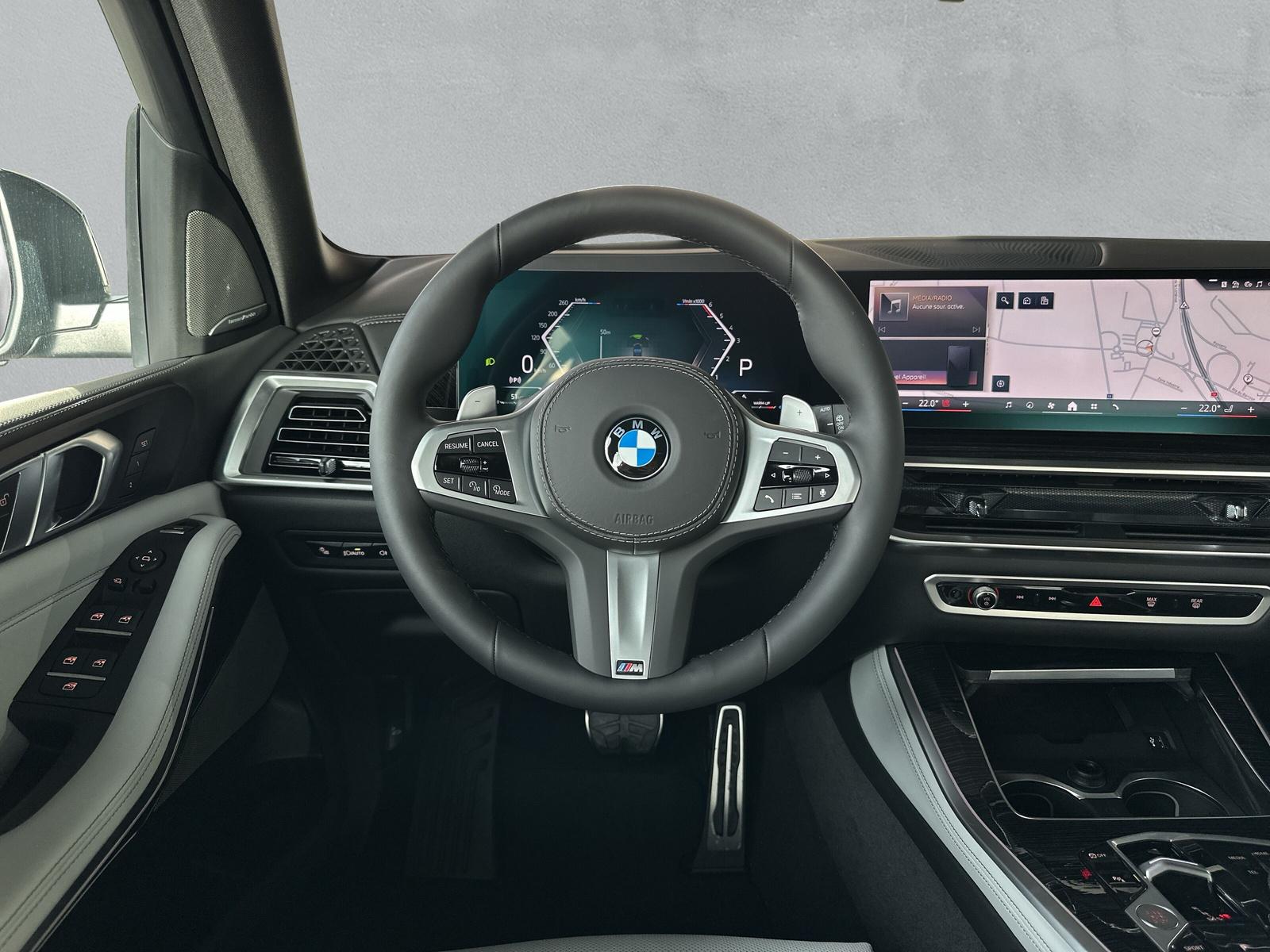 BMW X5 30d xDrive M Sport (CH) AHK 3.5T ** 7 Places **-image-15
