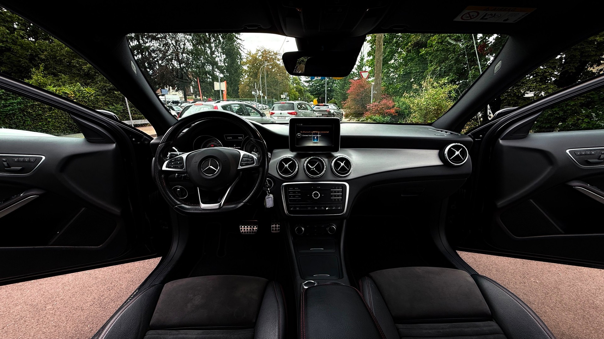 MERCEDES-BENZ GLA 220 d AMG Line 4Matic 7G-DCT-image-7