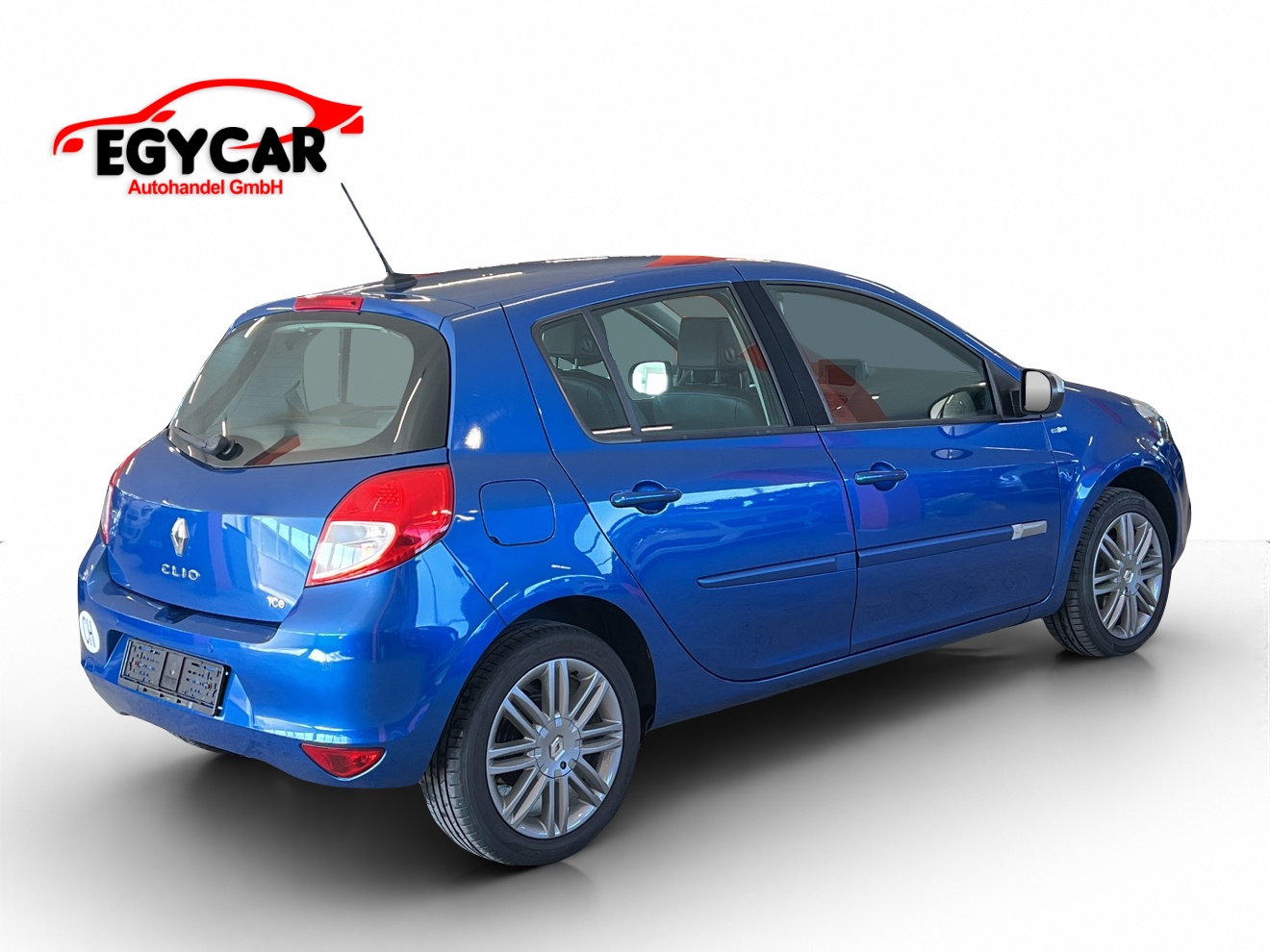 RENAULT Clio 1.2 16V Turbo Night&Day-image-5