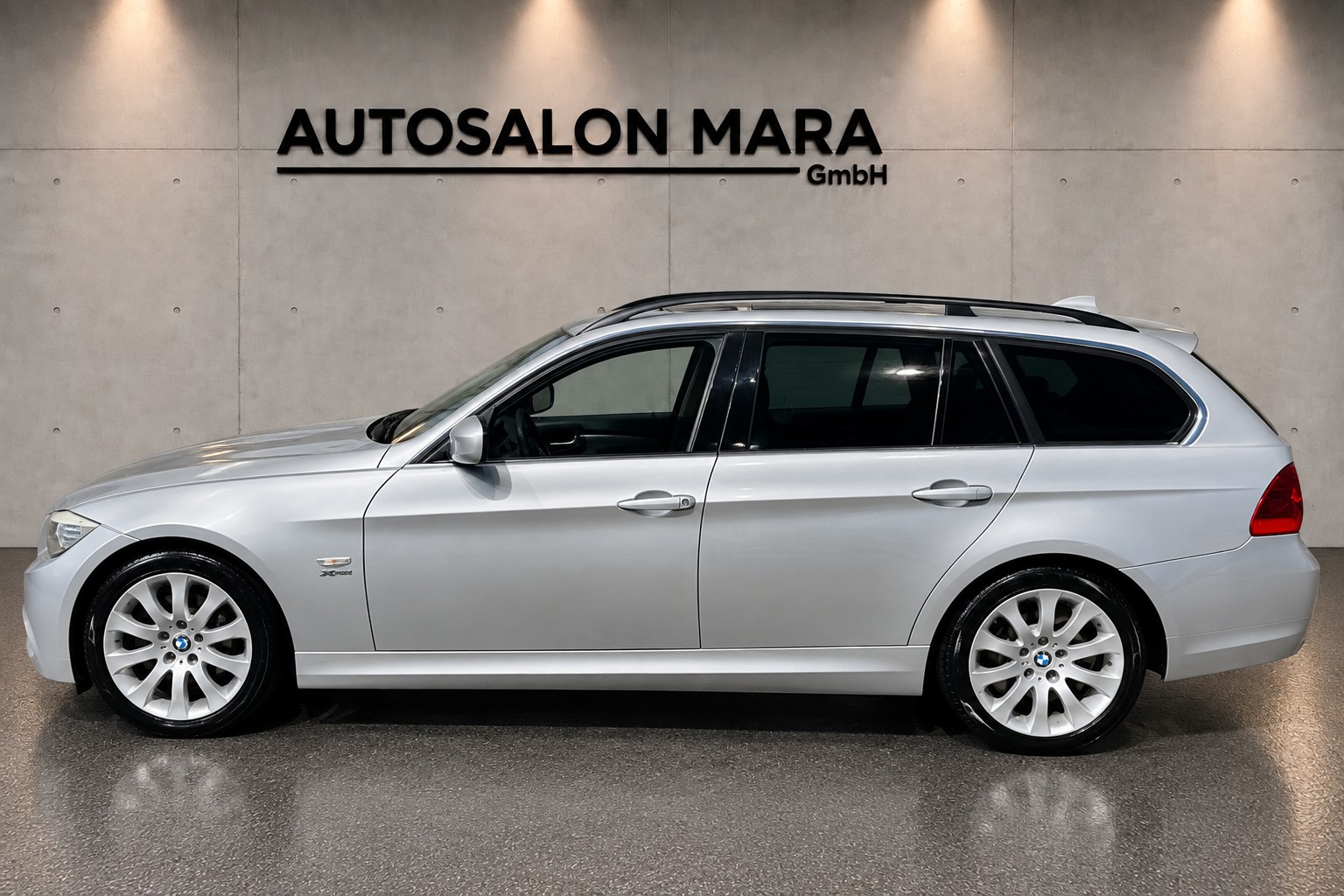 BMW 330i xDrive Touring Steptronic M- Paket-image-1