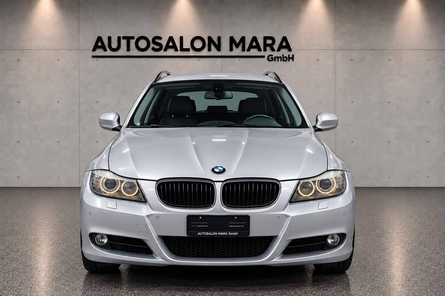 BMW 330i xDrive Touring Steptronic M- Paket-image-9