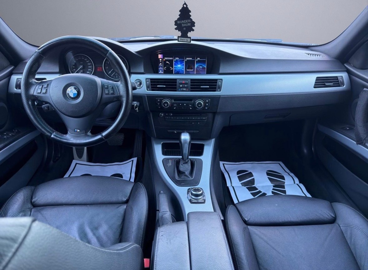 BMW 330i xDrive Touring Steptronic M- Paket-image-2