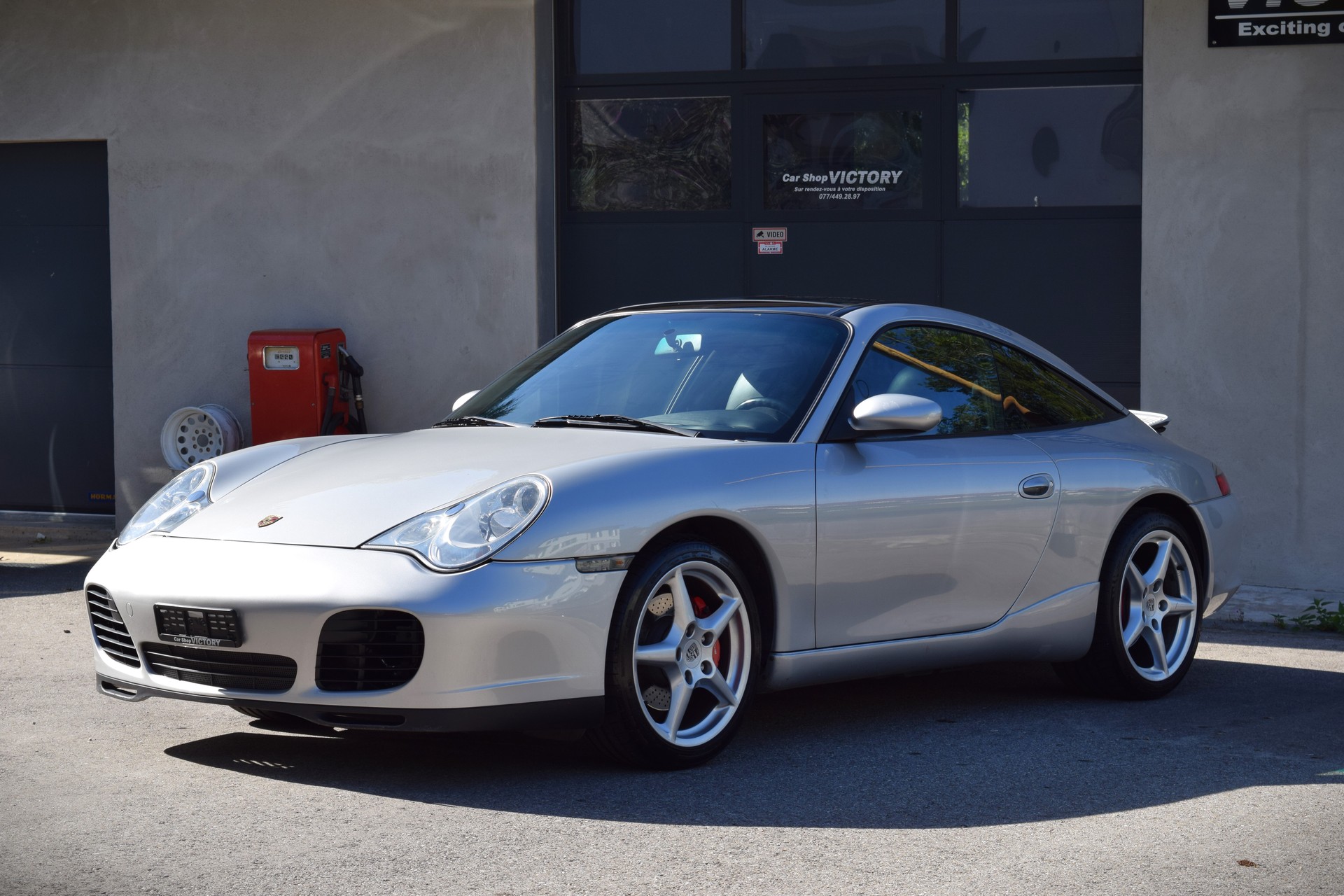 PORSCHE 911 Carrera Targa-image-6