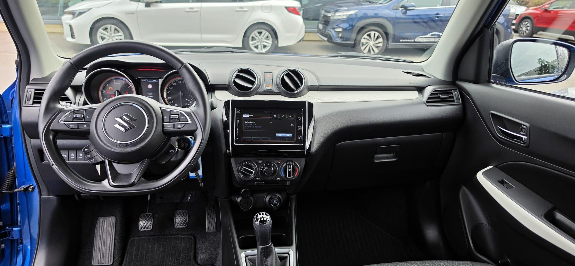 SUZUKI Swift 1.2 Compact+ Hybrid 4x4-image-2