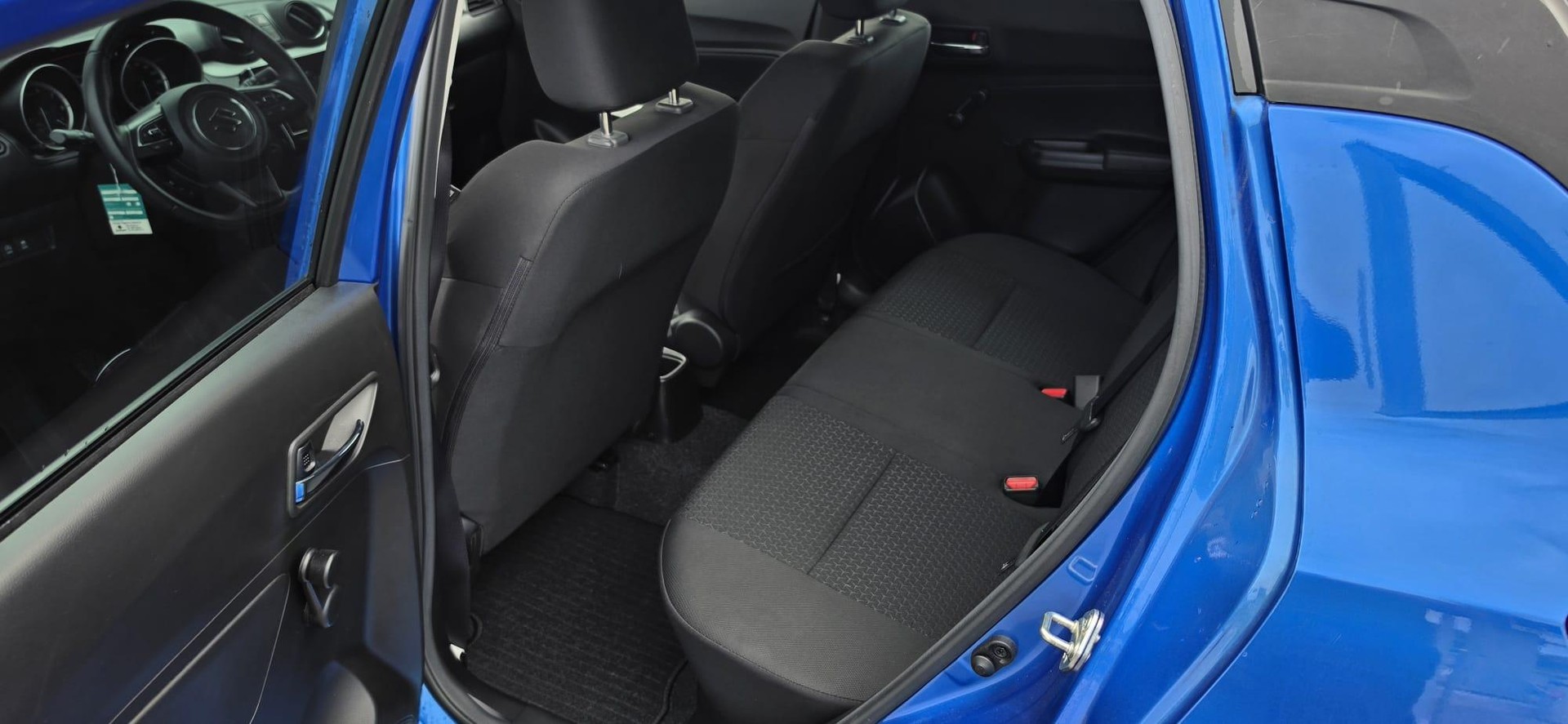 SUZUKI Swift 1.2 Compact+ Hybrid 4x4-image-3
