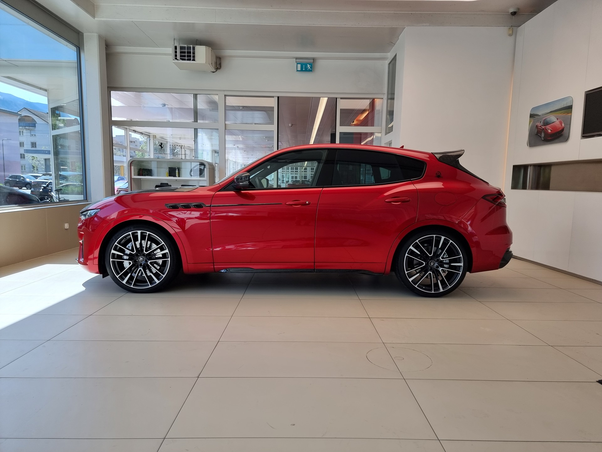 MASERATI Levante 3.8 V8 Trofeo - 1 of 100 - Mansory-image-6