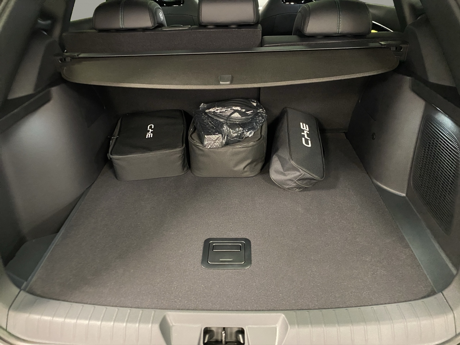 BYD Seal U DM-i Design AWD-image-5