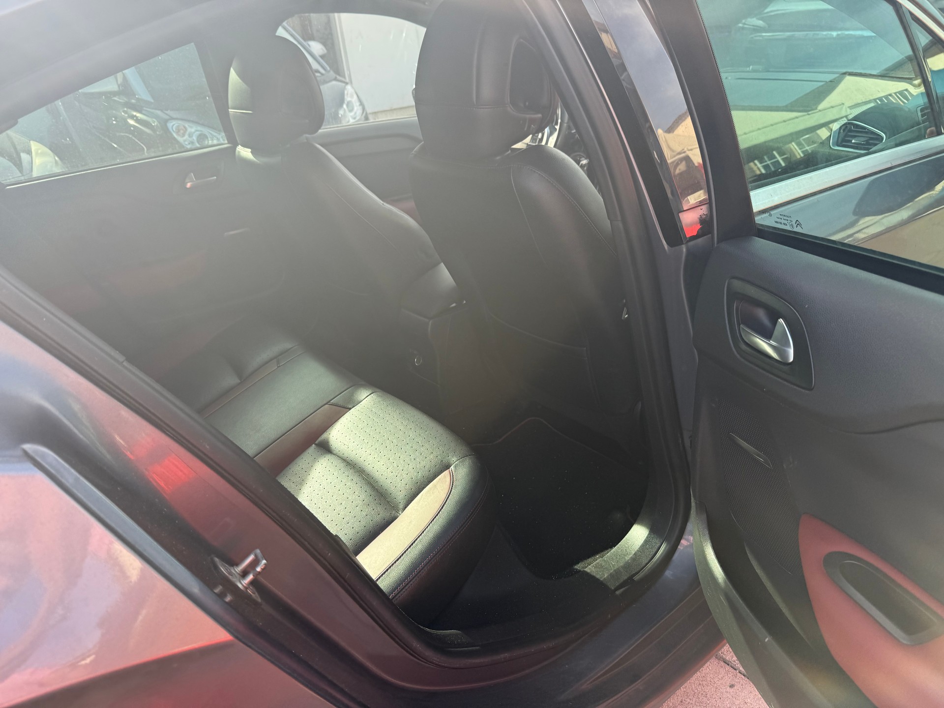 DS AUTOMOBILES DS4 1.6 THP Sport Chic-image-10