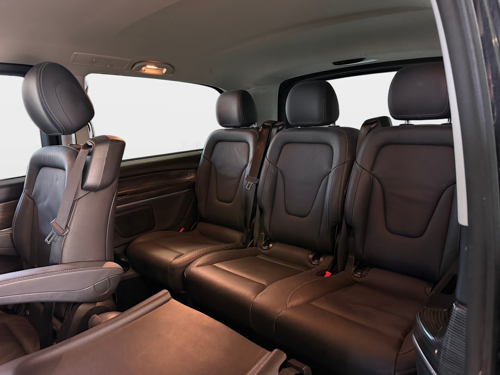 MERCEDES-BENZ V 250 d lang Avantgarde 4Matic G-Tronic | CH-Auto | Mercedes Werksgarantie | 7-Plätzer | Gratis Service | Elektrische Türen L+R-image-10