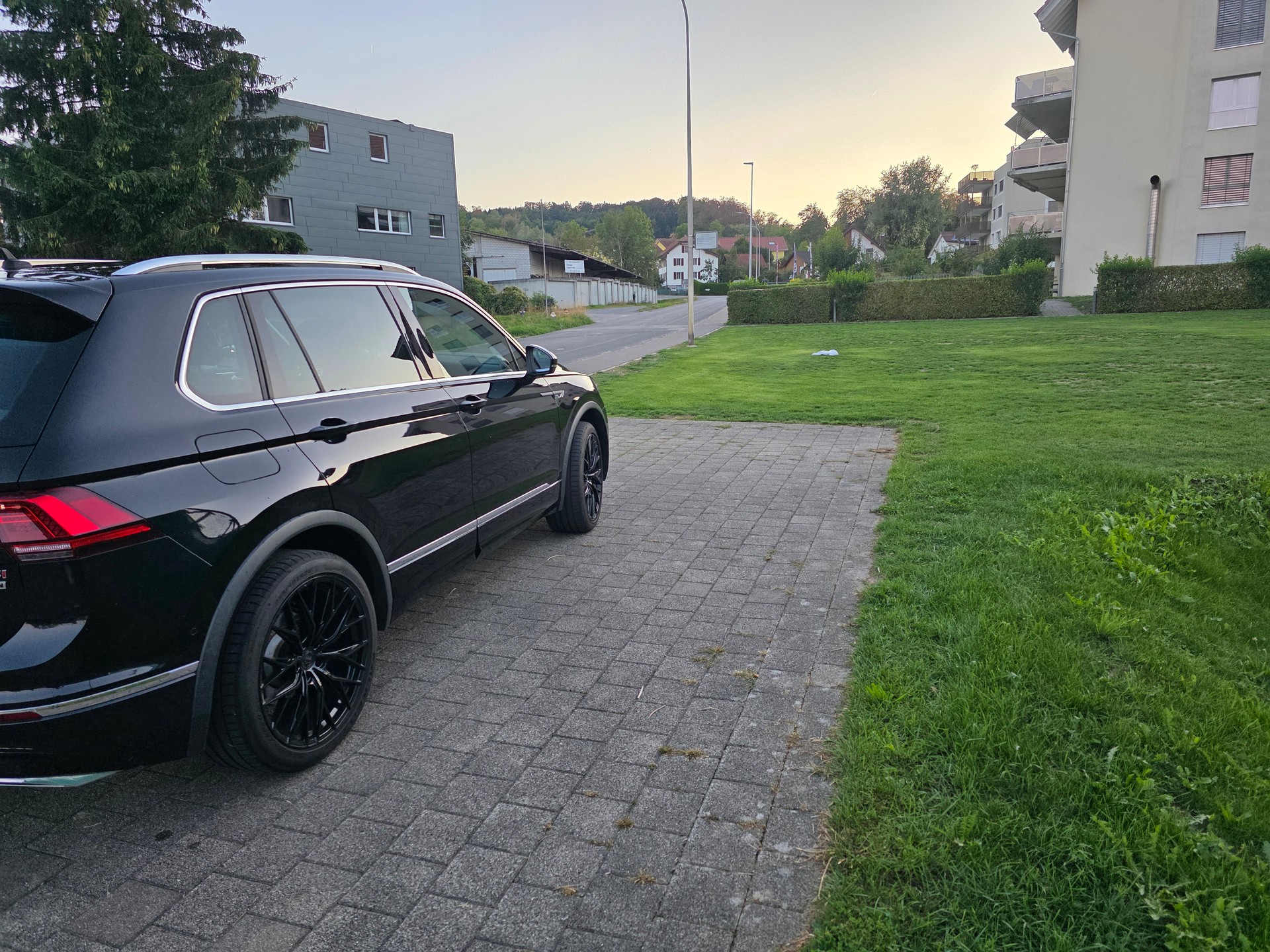 VW 2.0 TSI Highline DSG-image-2