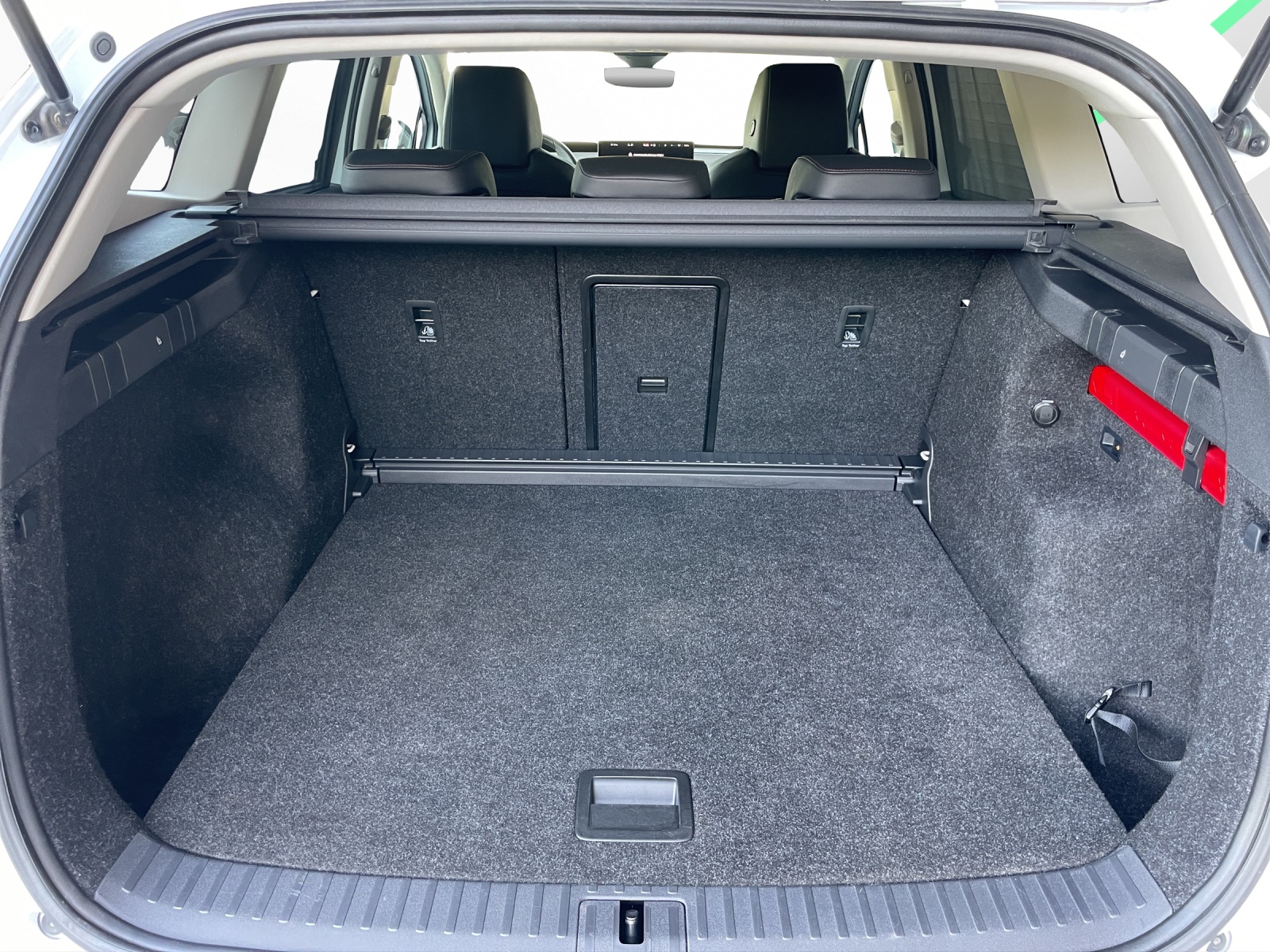 SKODA Enyaq iV 80-image-14