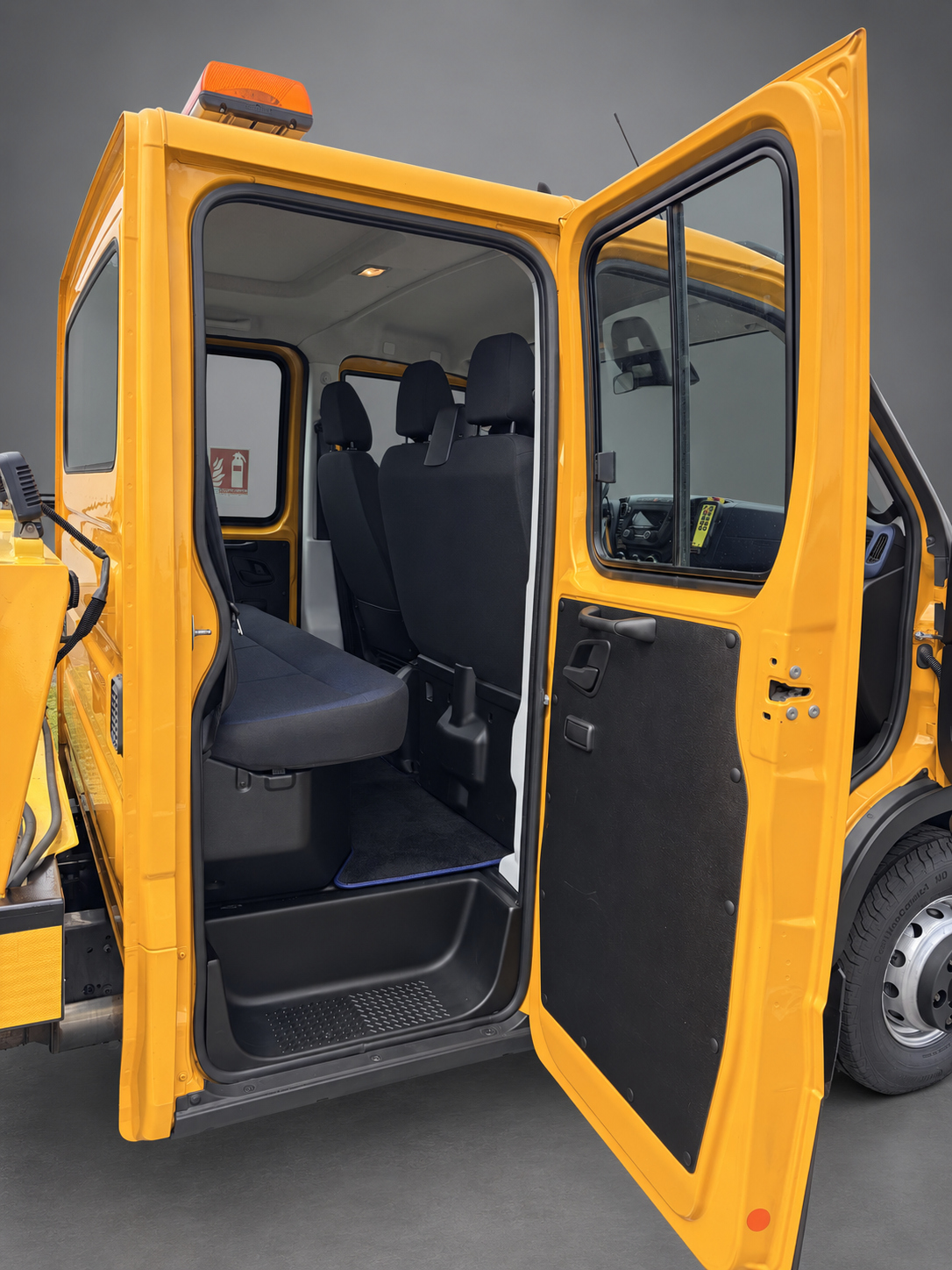 IVECO 70 C 18H D 7000 KG 180CV-image-4