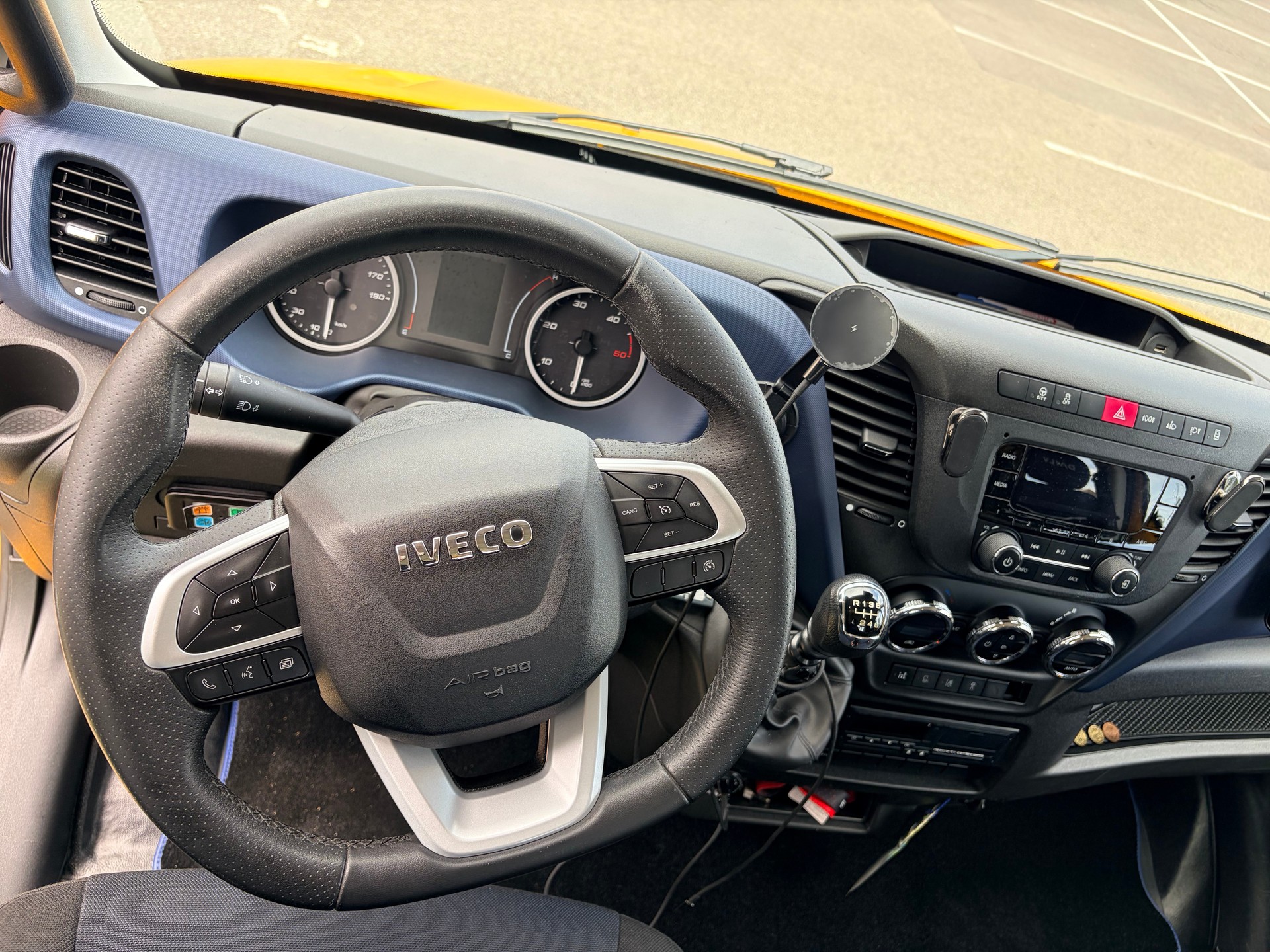 IVECO 70 C 18H D 7000 KG 180CV-image-7
