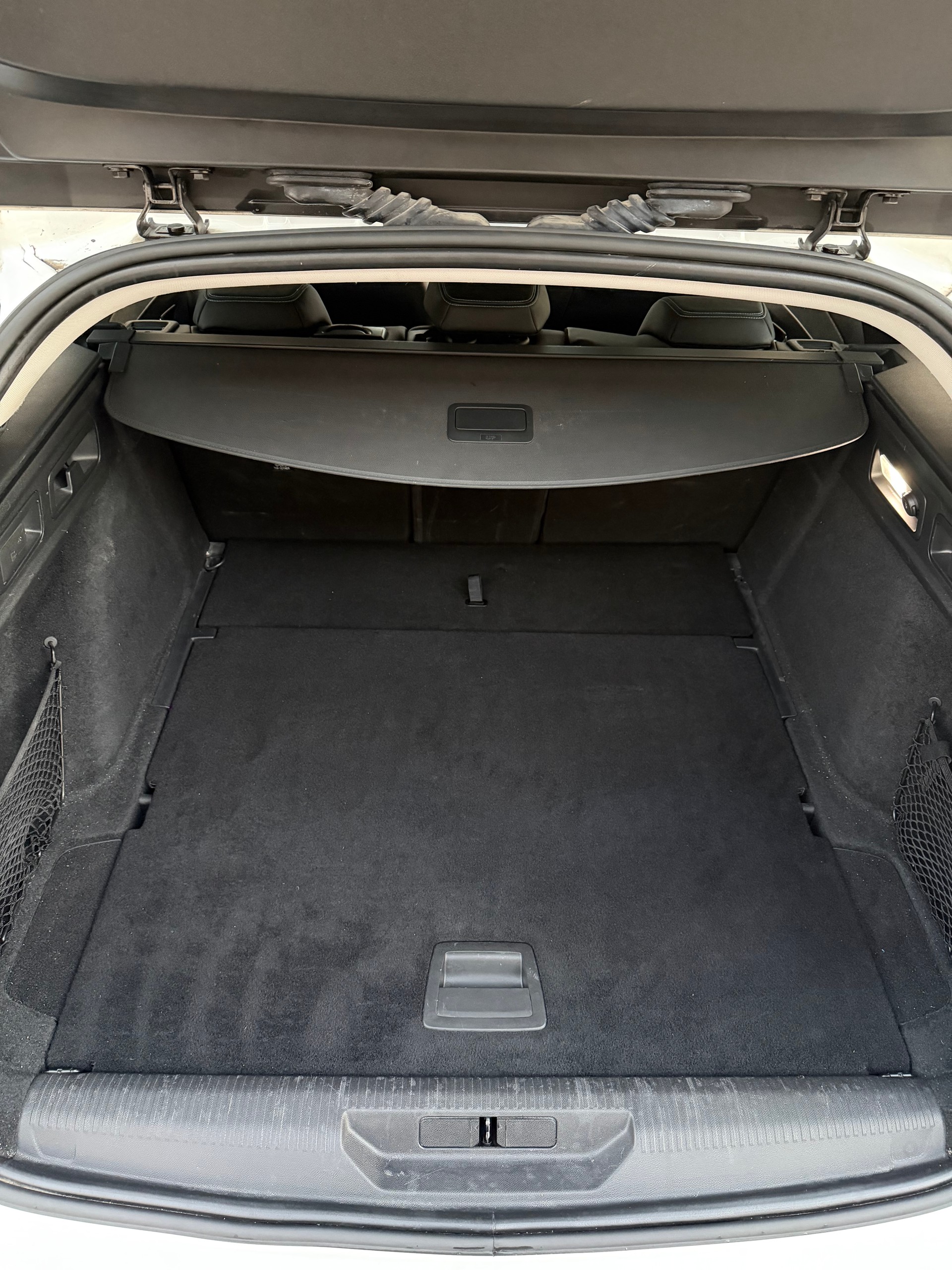 PEUGEOT 308 SW 1.5 BlueHDI Allure Pack EAT8-image-6