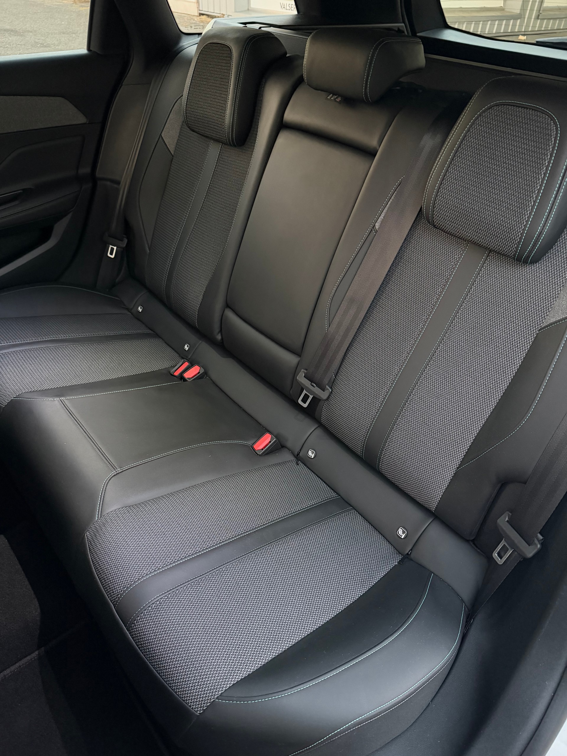 PEUGEOT 308 SW 1.5 BlueHDI Allure Pack EAT8-image-7