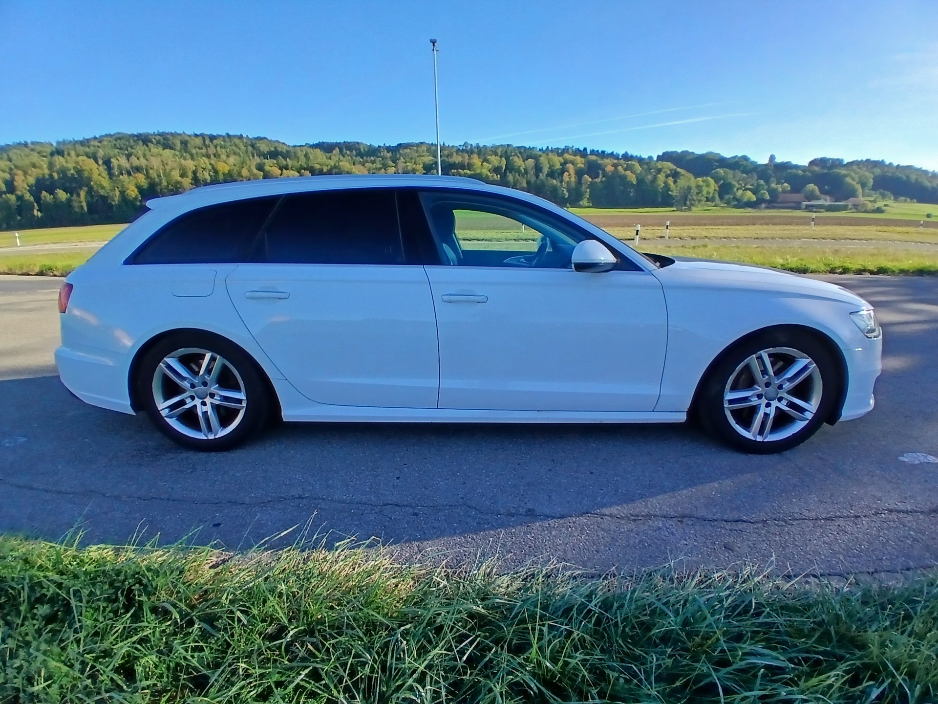 AUDI A6 Avant 2.0 TFSI S-tronic-image-5