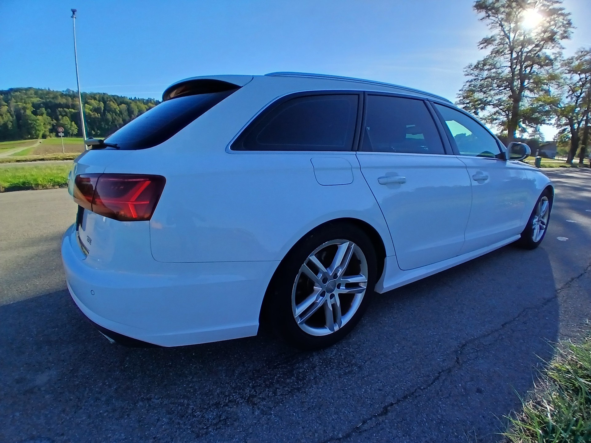 AUDI A6 Avant 2.0 TFSI S-tronic-image-4