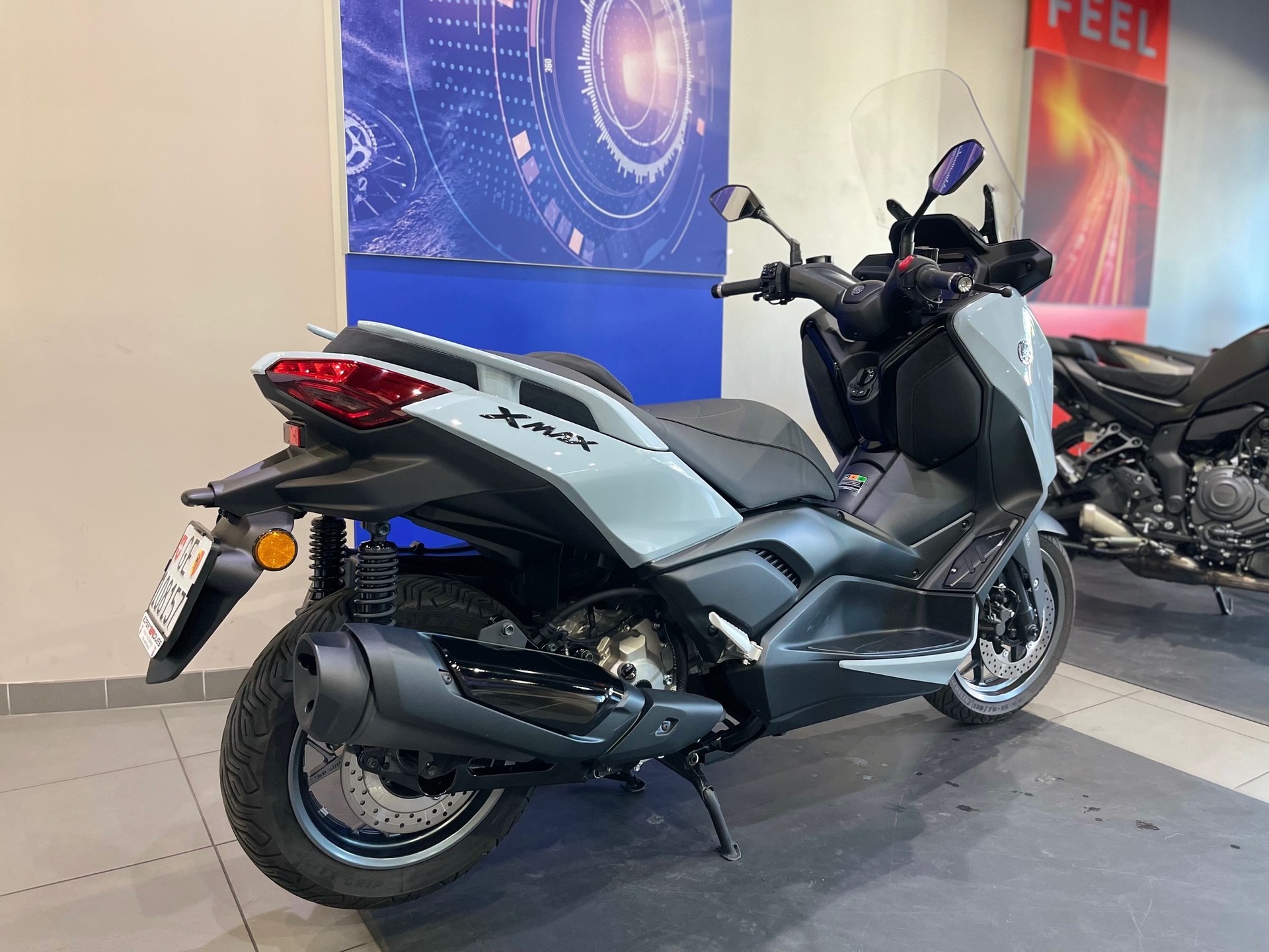 YAMAHA X-Max 300 Tech Max+-showroom-element-3