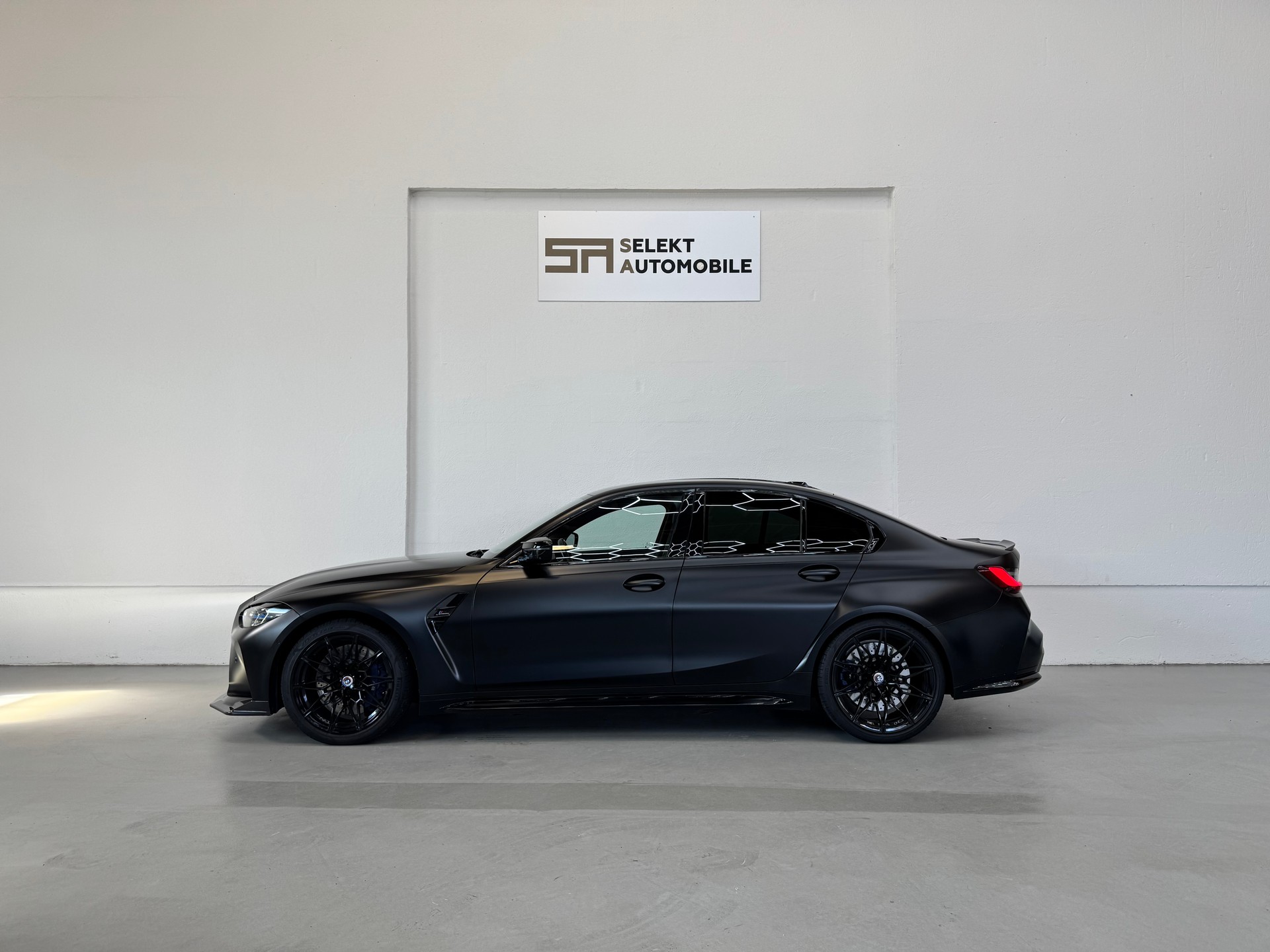 BMW M3 Competition M xDrive | Carbon Parts-image-3