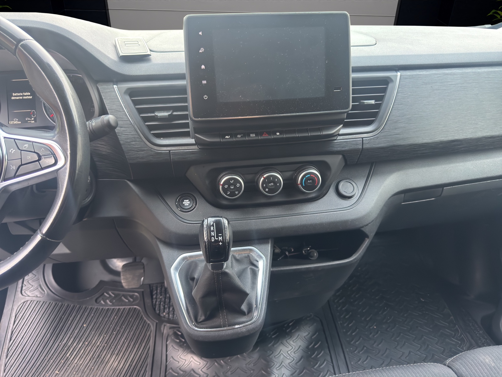 RENAULT Trafic 2.0 Blue dCi 170 Advance L2H1 EDC EN-image-11