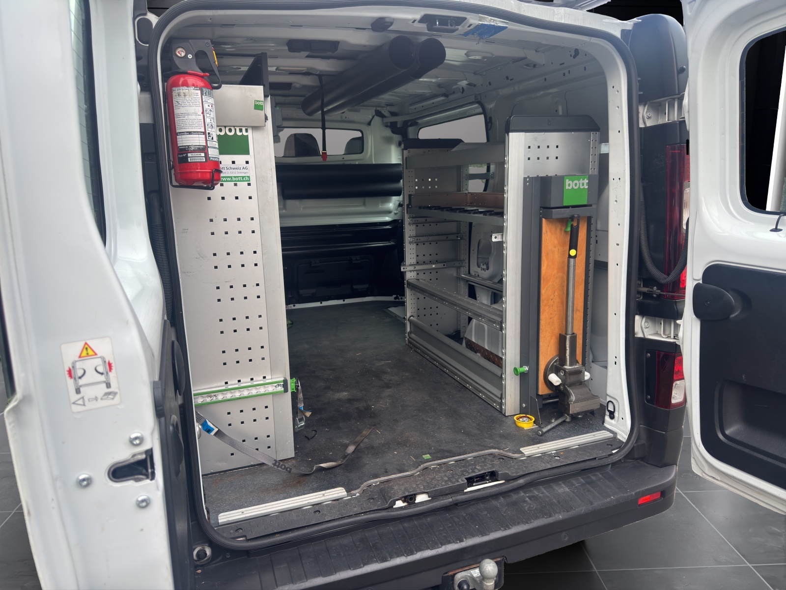 RENAULT Trafic 2.0 Blue dCi 170 Advance L2H1 EDC EN-image-8