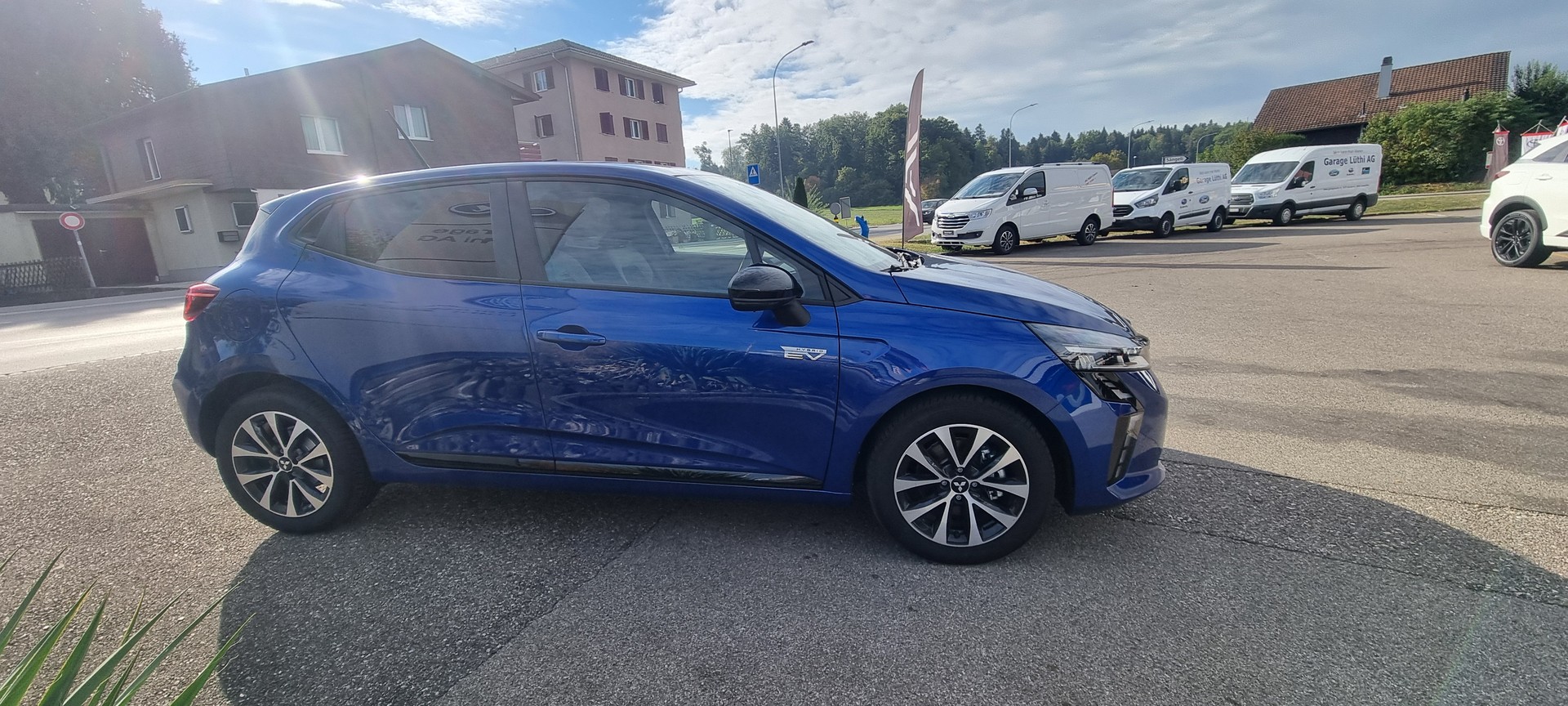 MITSUBISHI COLT 1.6 HEV Invite+-image-2