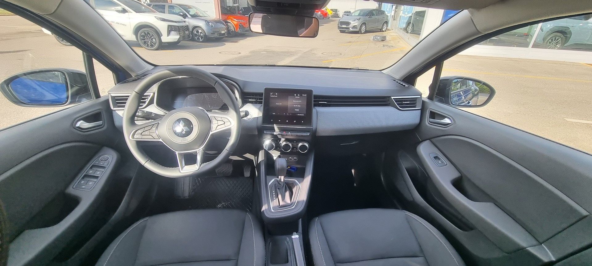 MITSUBISHI COLT 1.6 HEV Invite+-image-8