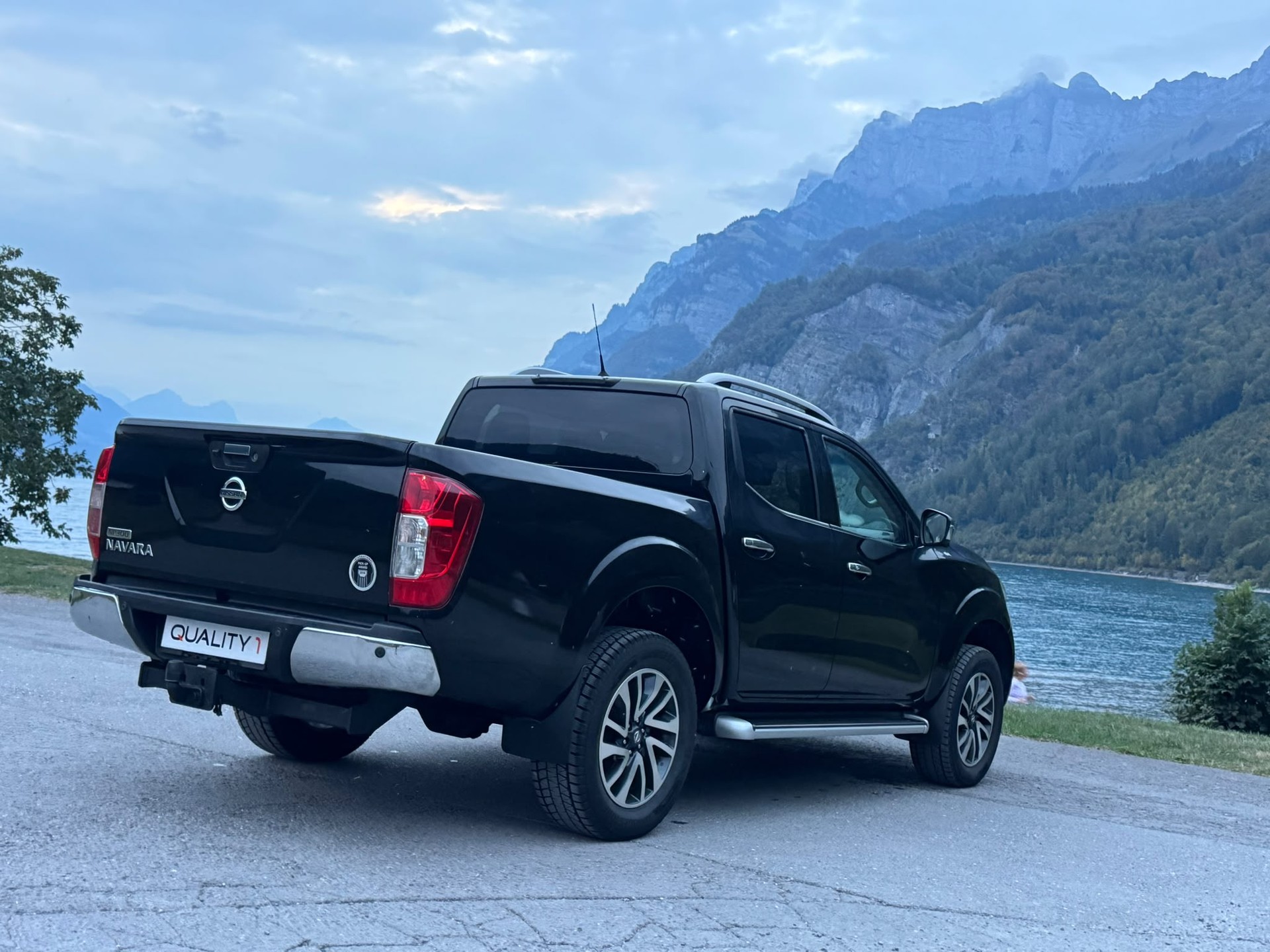 NISSAN Navara Double Cab Tekna 2.3 dCi 4WD Automatic-image-6