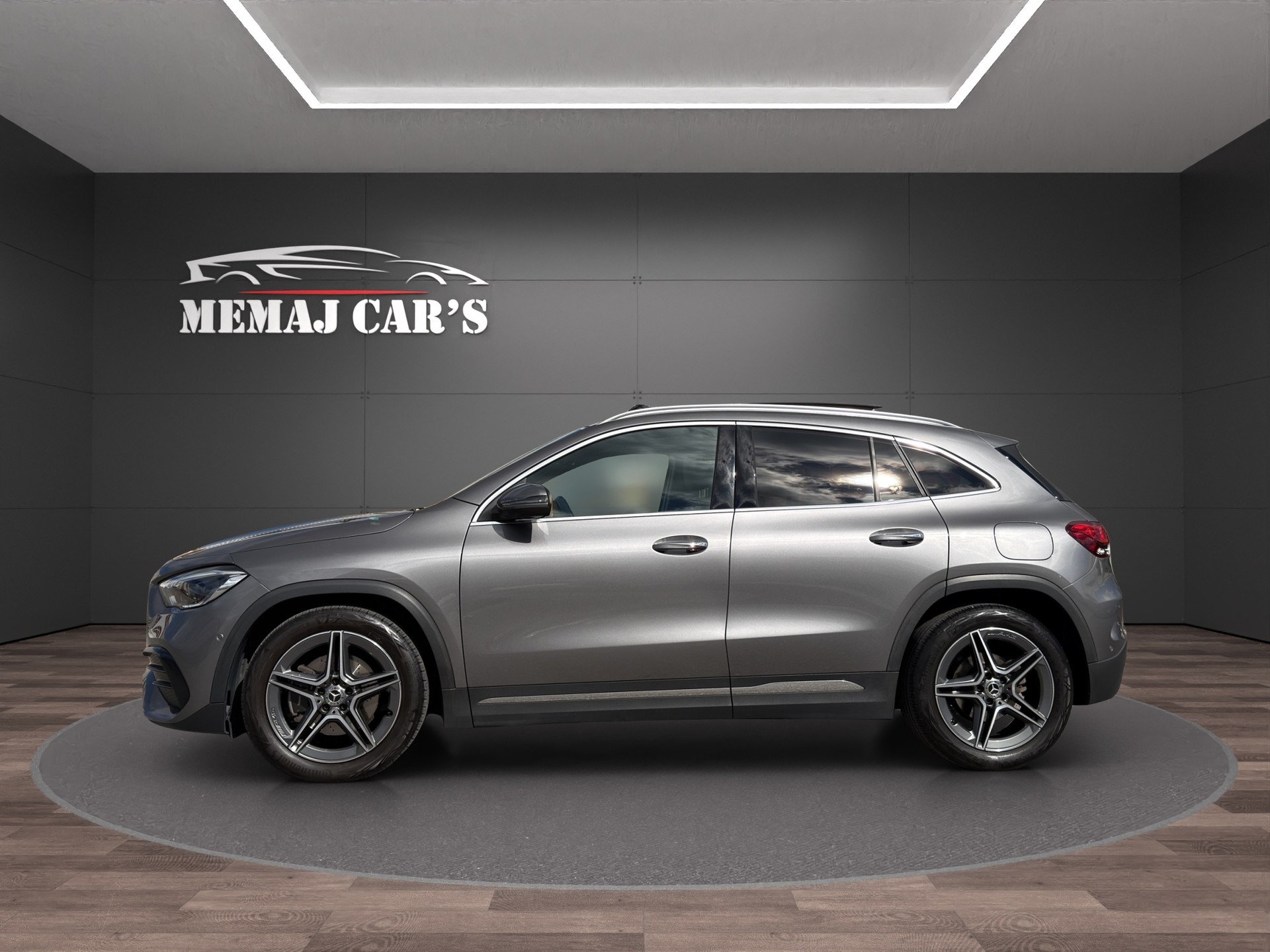 MERCEDES-BENZ GLA 200 AMG Line 7G-DCT Pano/Head Up/AHK-image-4