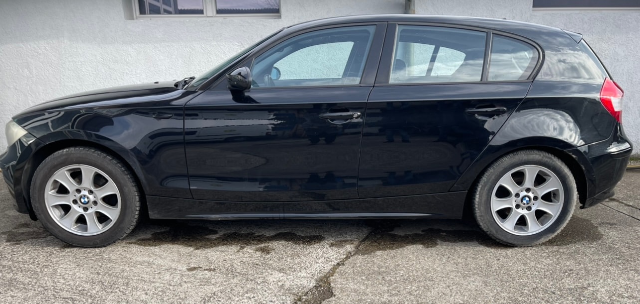 BMW 118d-image-1