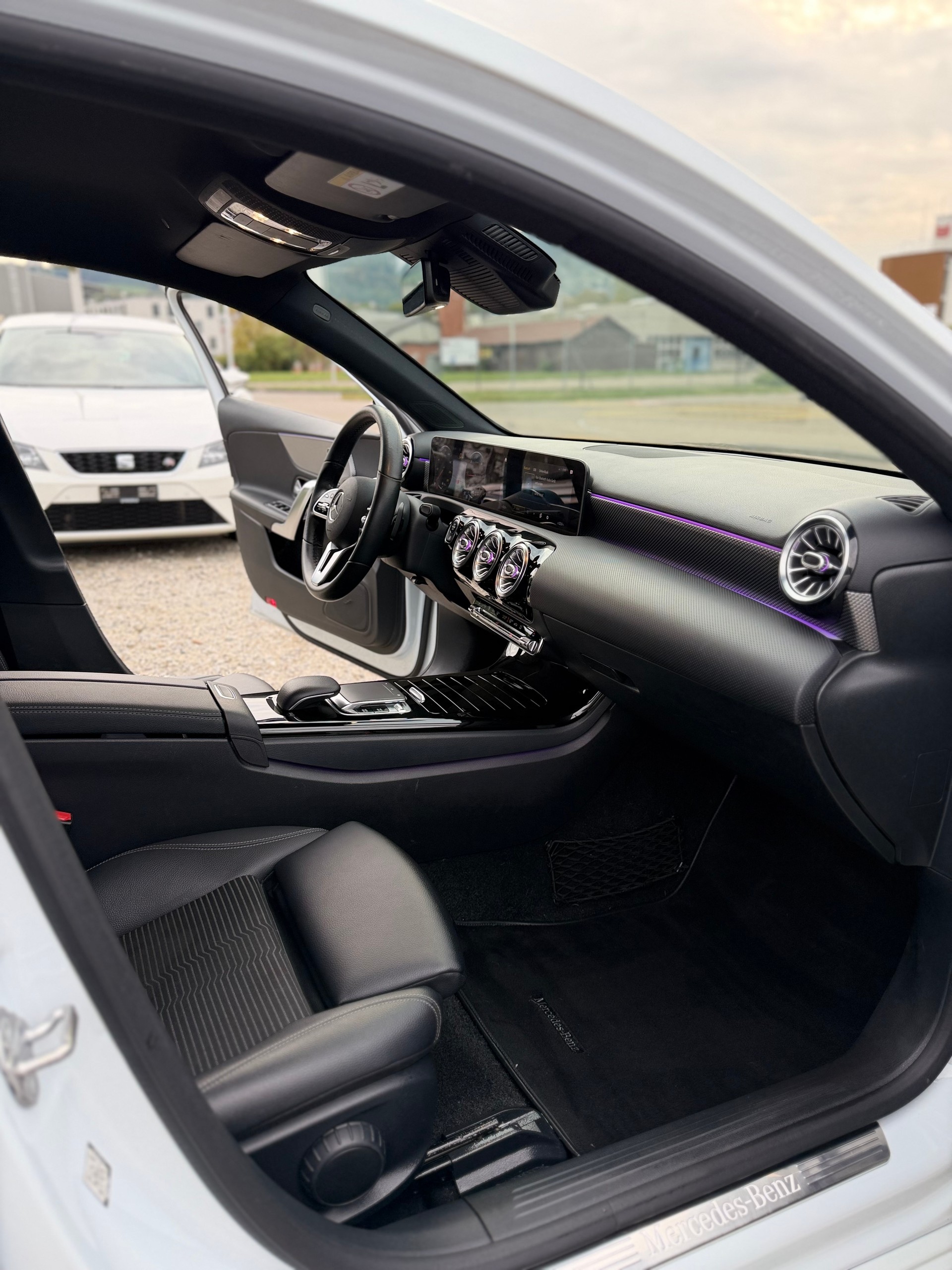 MERCEDES-BENZ A 180 d Progressive**Frisch Ab MFK!**Mit Garantie**Ambiente**Burmester**-image-11