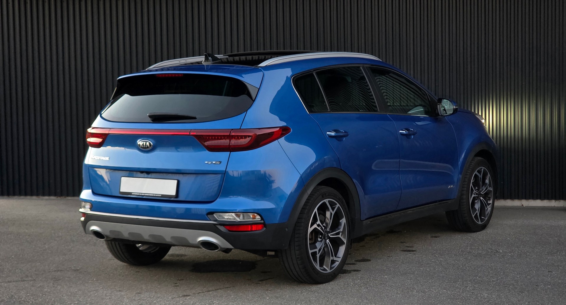 KIA 2.0 CRDi MHEV Style GT-Line-image-3