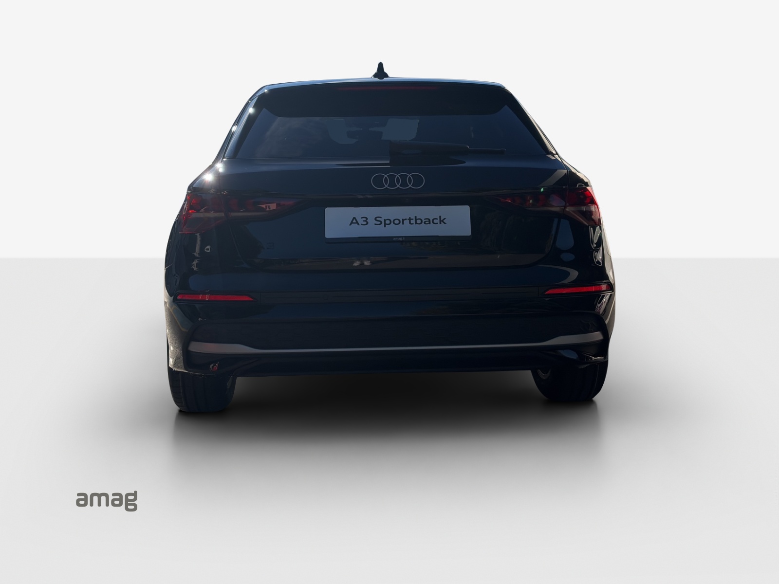AUDI A3 Sportback TFSI 85 kW Ambition S-tronic-showroom-element-3