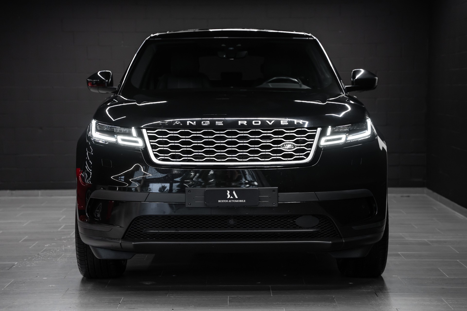 LAND ROVER Range Rover Velar R-Dynamic P 250 SE Automatic-image-5
