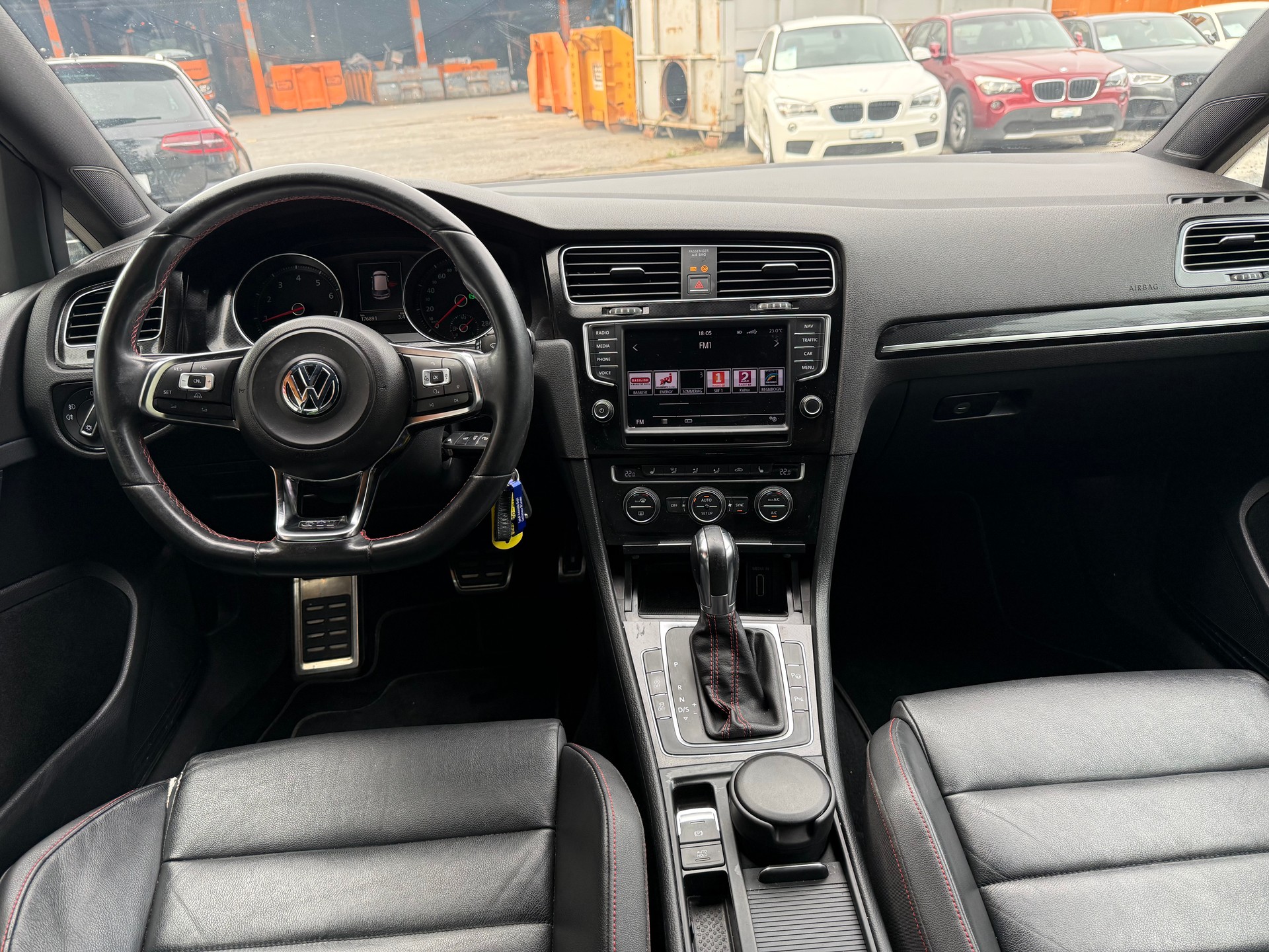VW Golf 2.0 TSI GTI DSG-image-13