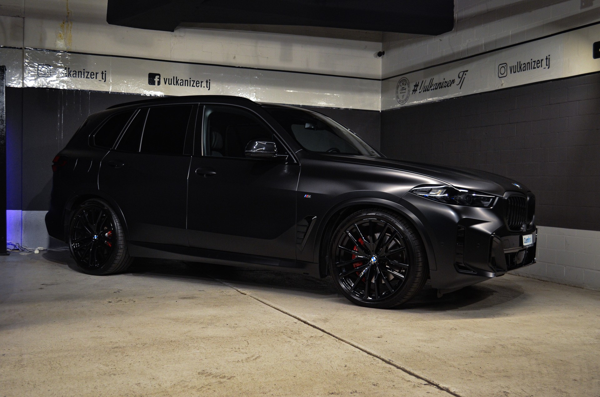 BMW X5 xDrive 48V 30d M Sport Pro Steptronic-image-1